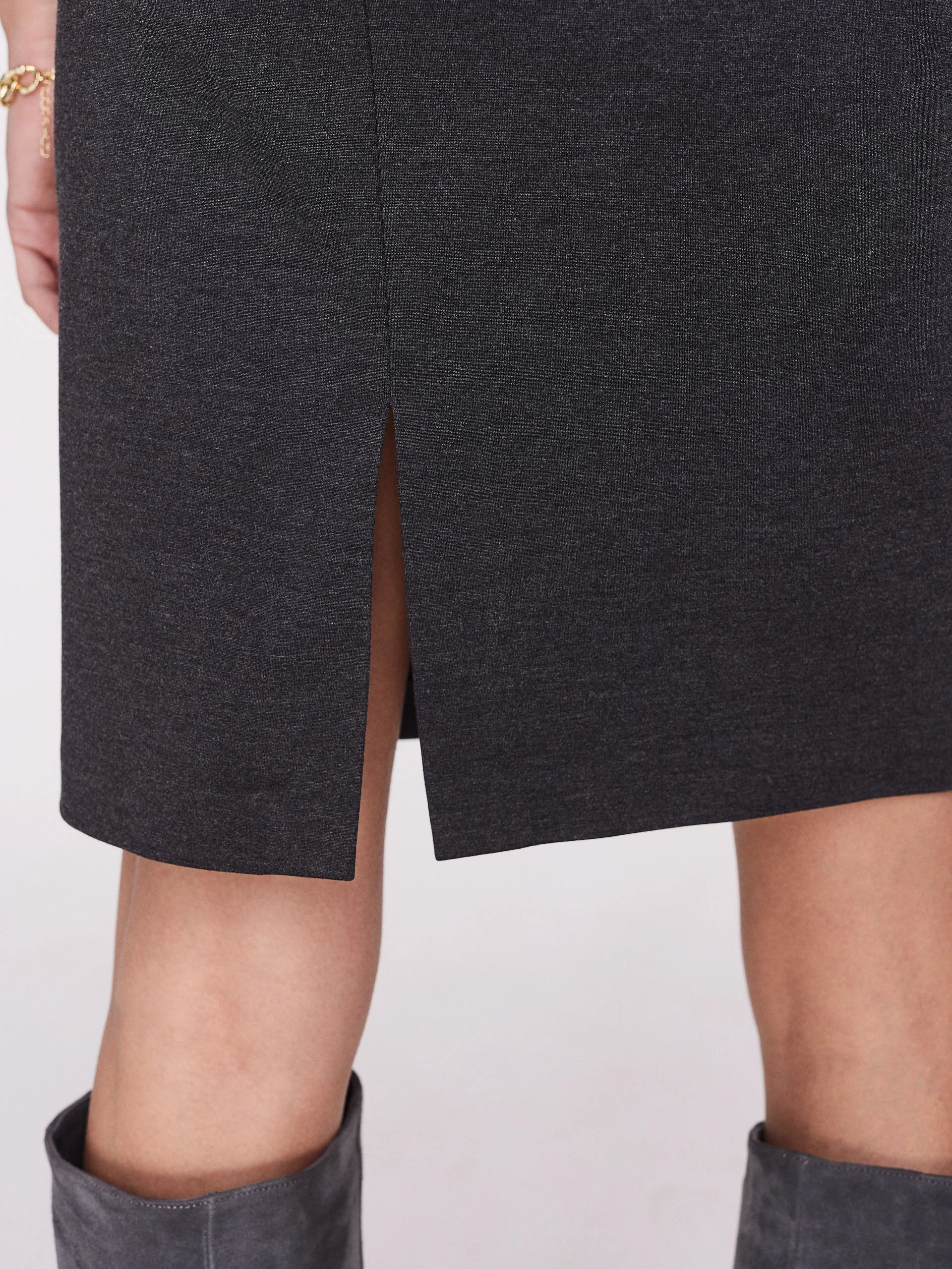 Grey high-waisted pencil skirt