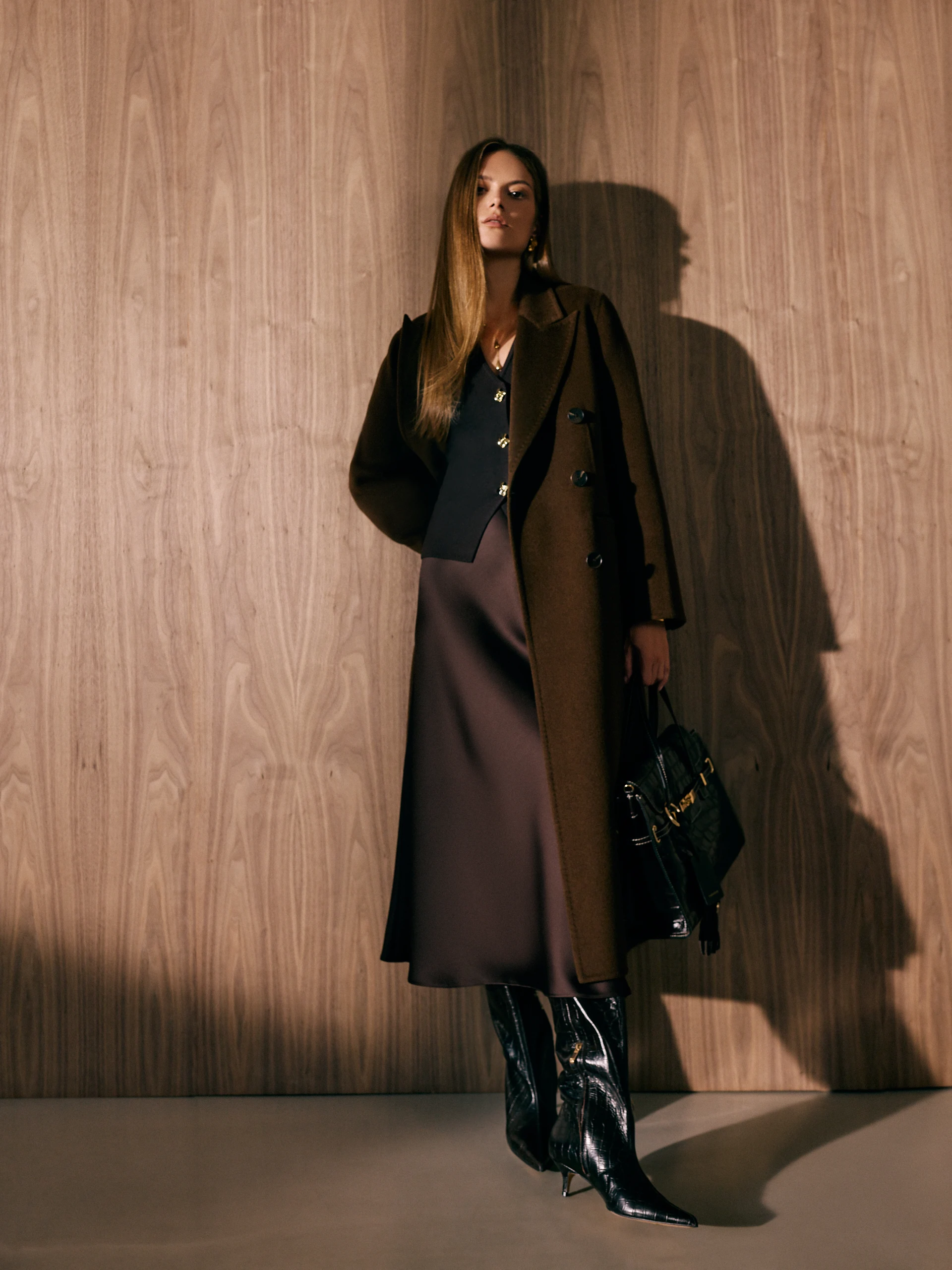 Double-faced chocolate wool coat