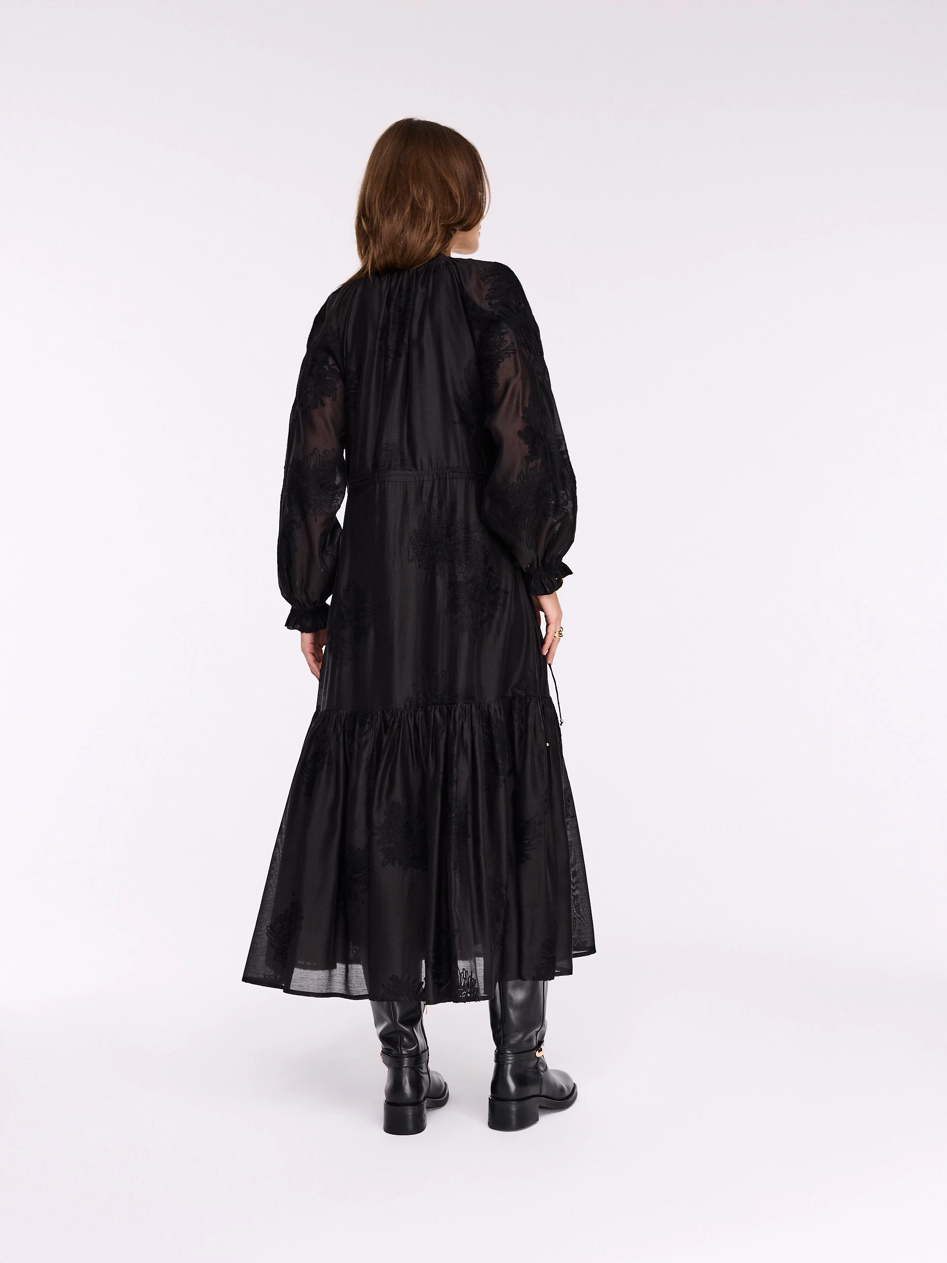 Flared black dress with floral embroidery