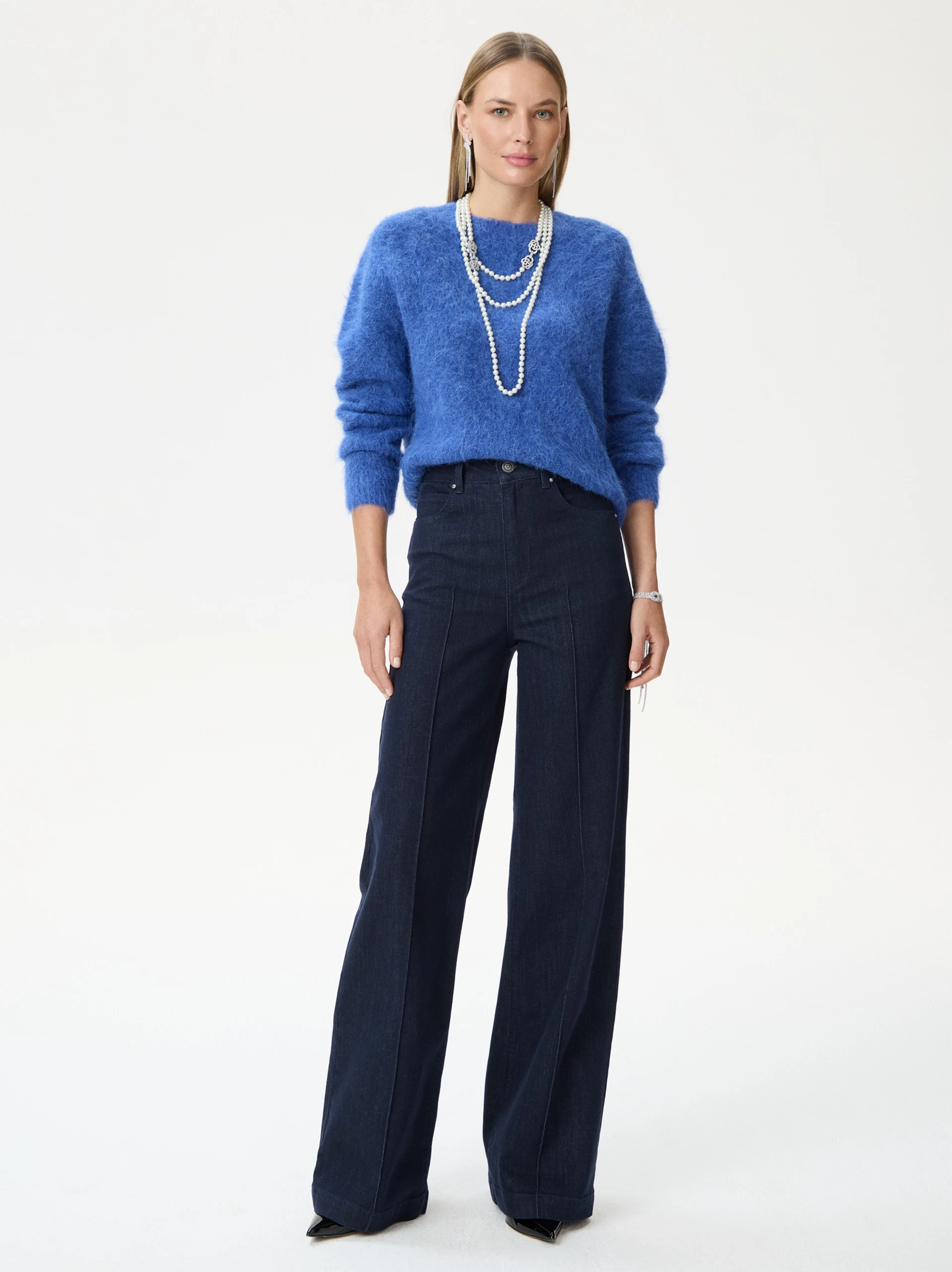 Navy blue wide-leg pants with a shiny effect