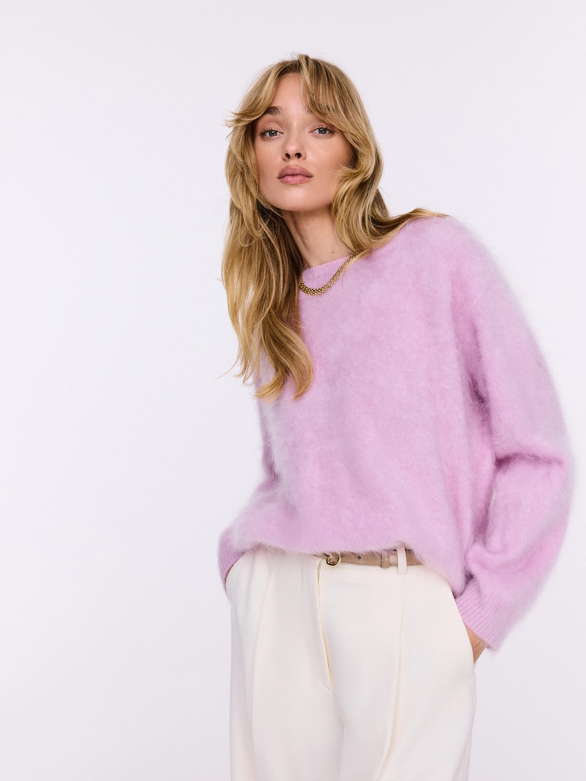 Light pink cashmere sweater