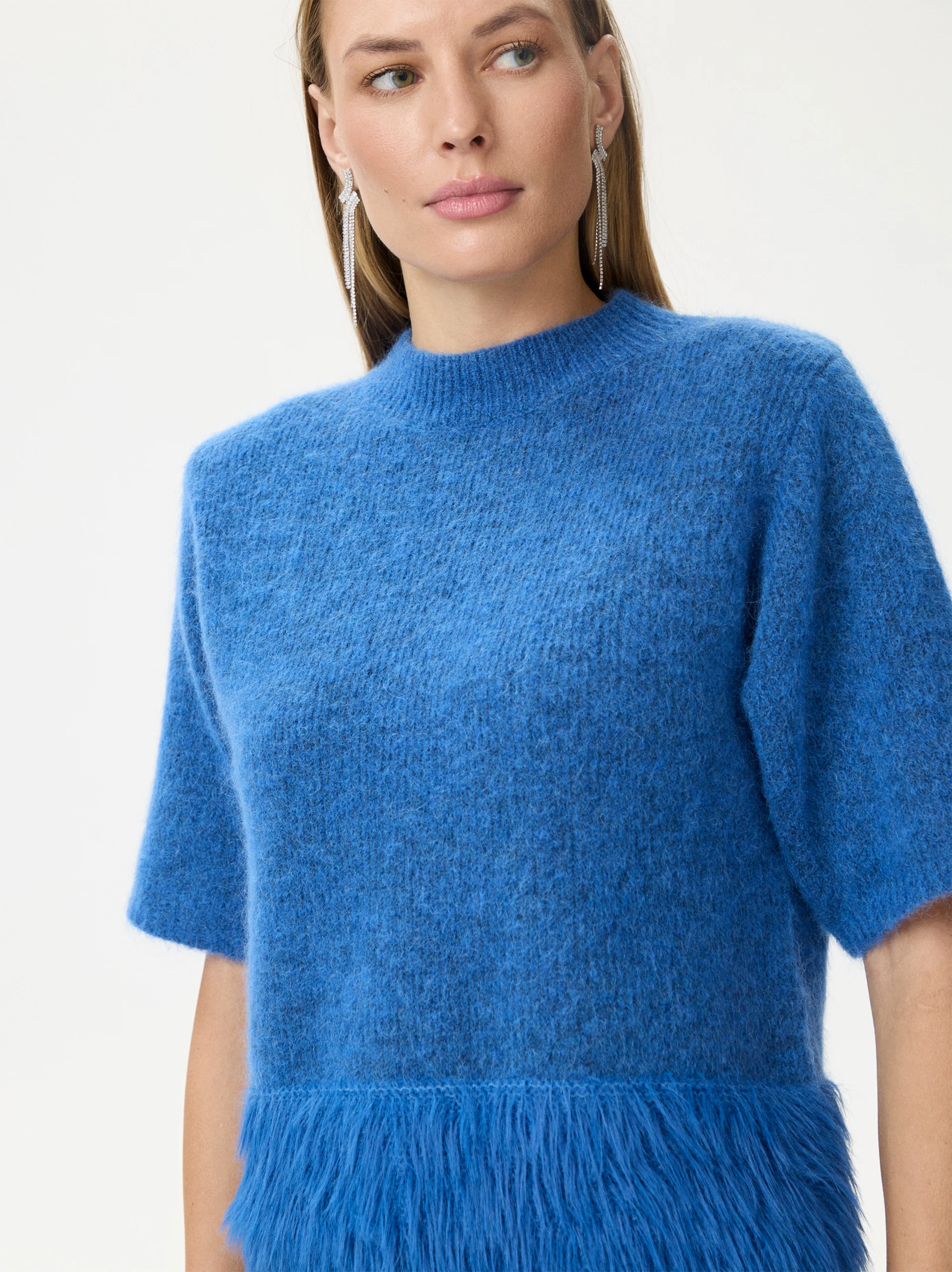 Cornflower blue short-sleeved sweater with mohair and wool