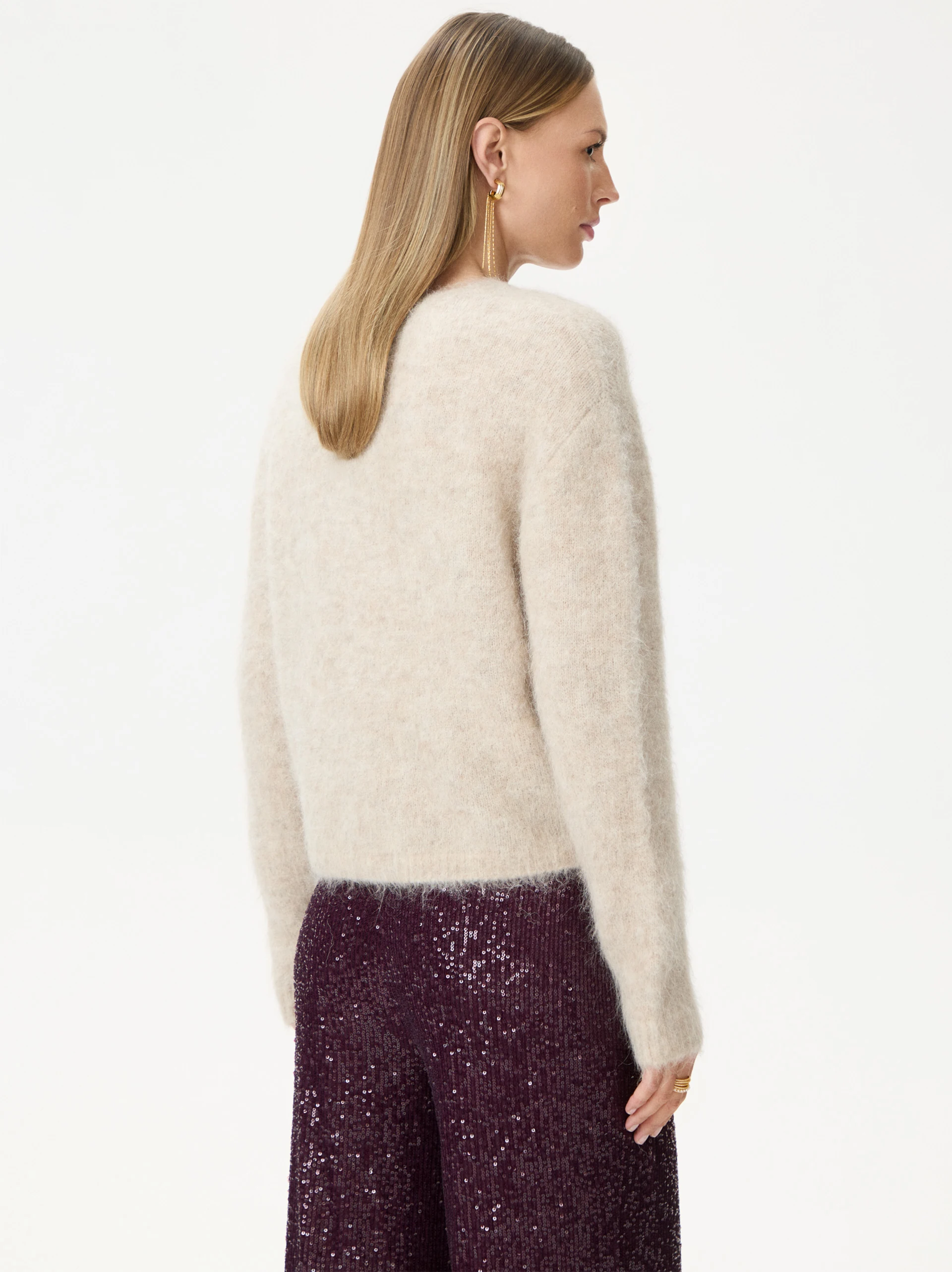 Beige sweater with alpaca wool