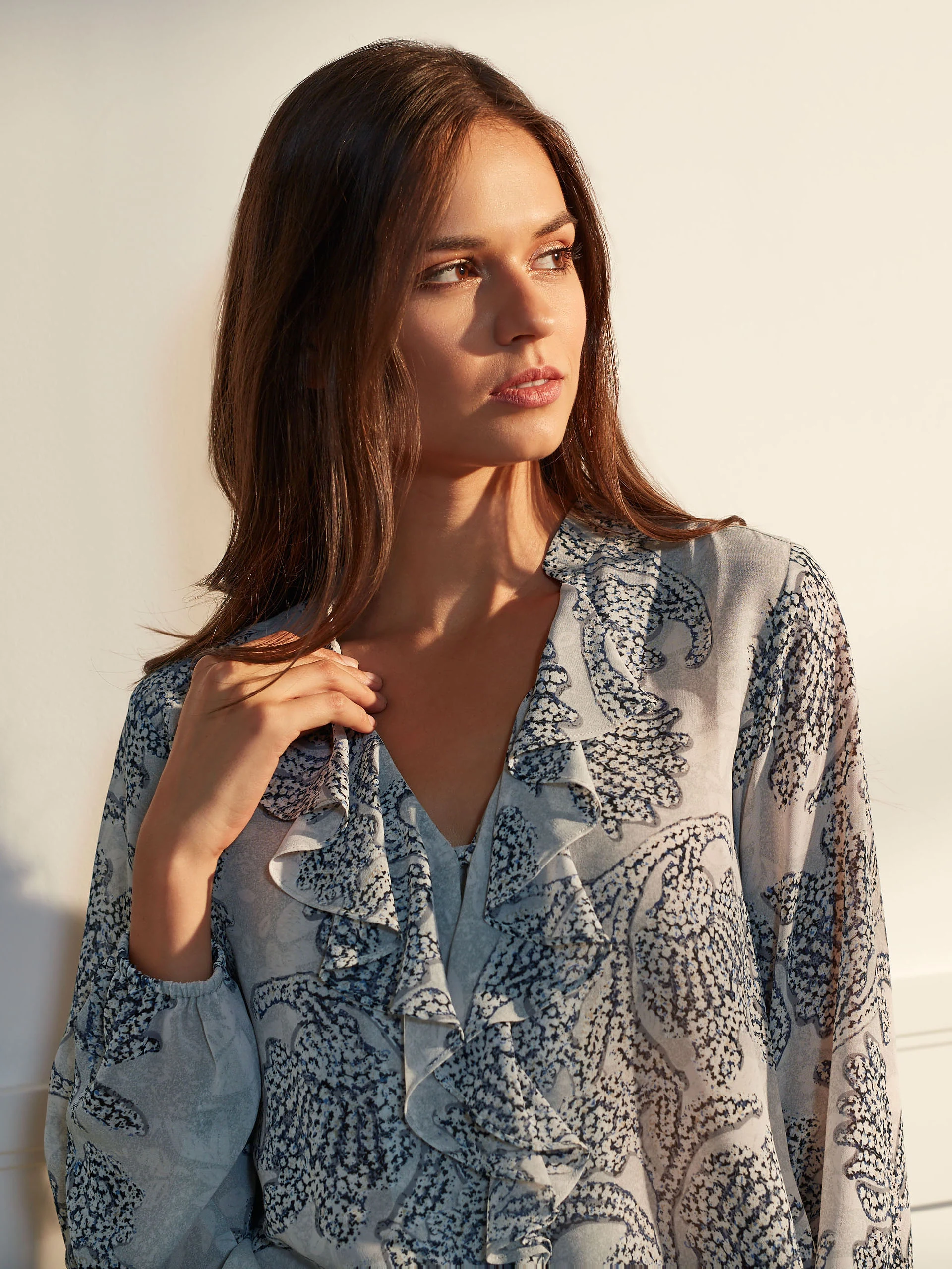 BLOUSE WITH RUFFLE AT NECKLINE