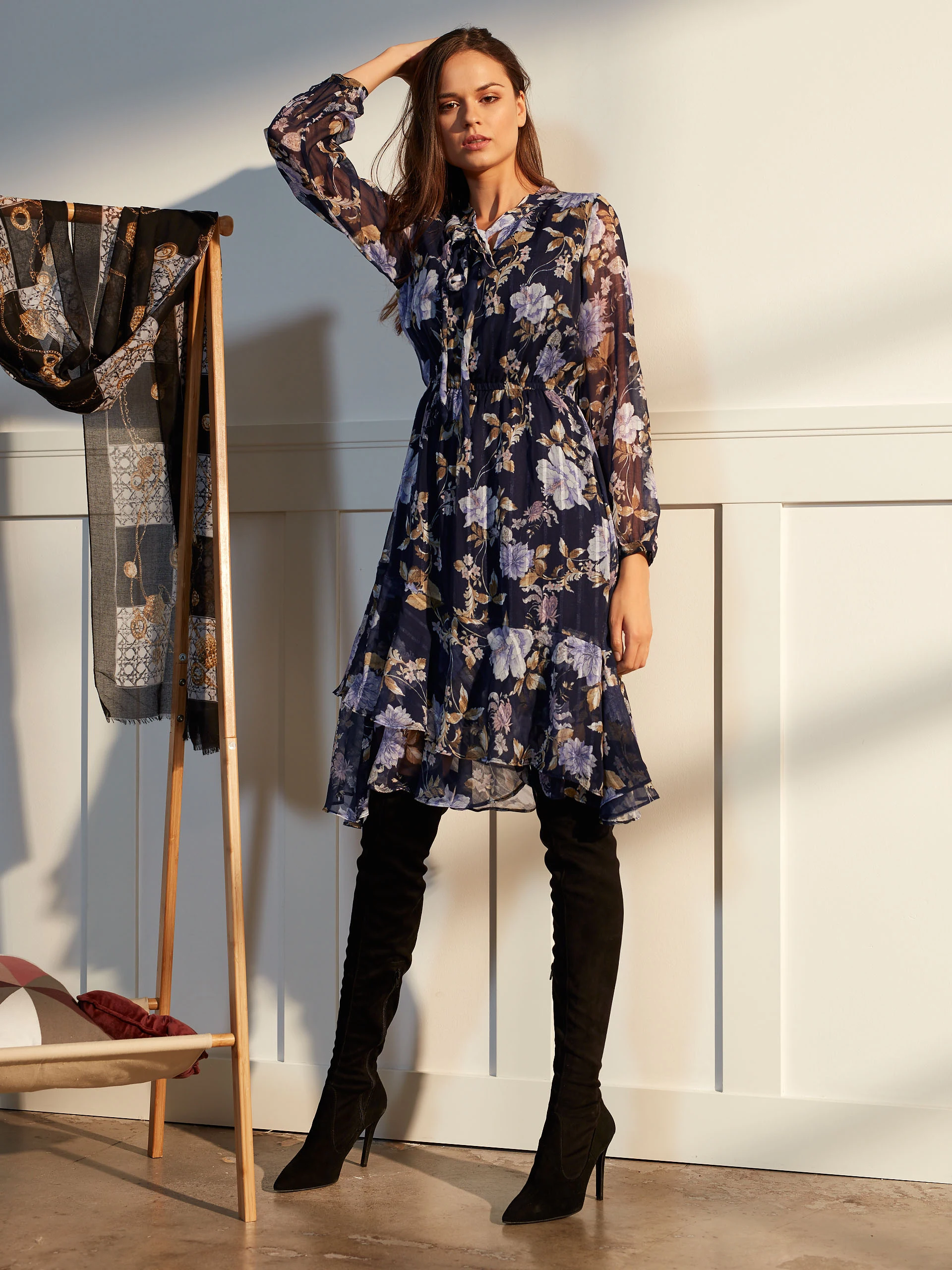 FLARED FLORAL PATTERN DRESS