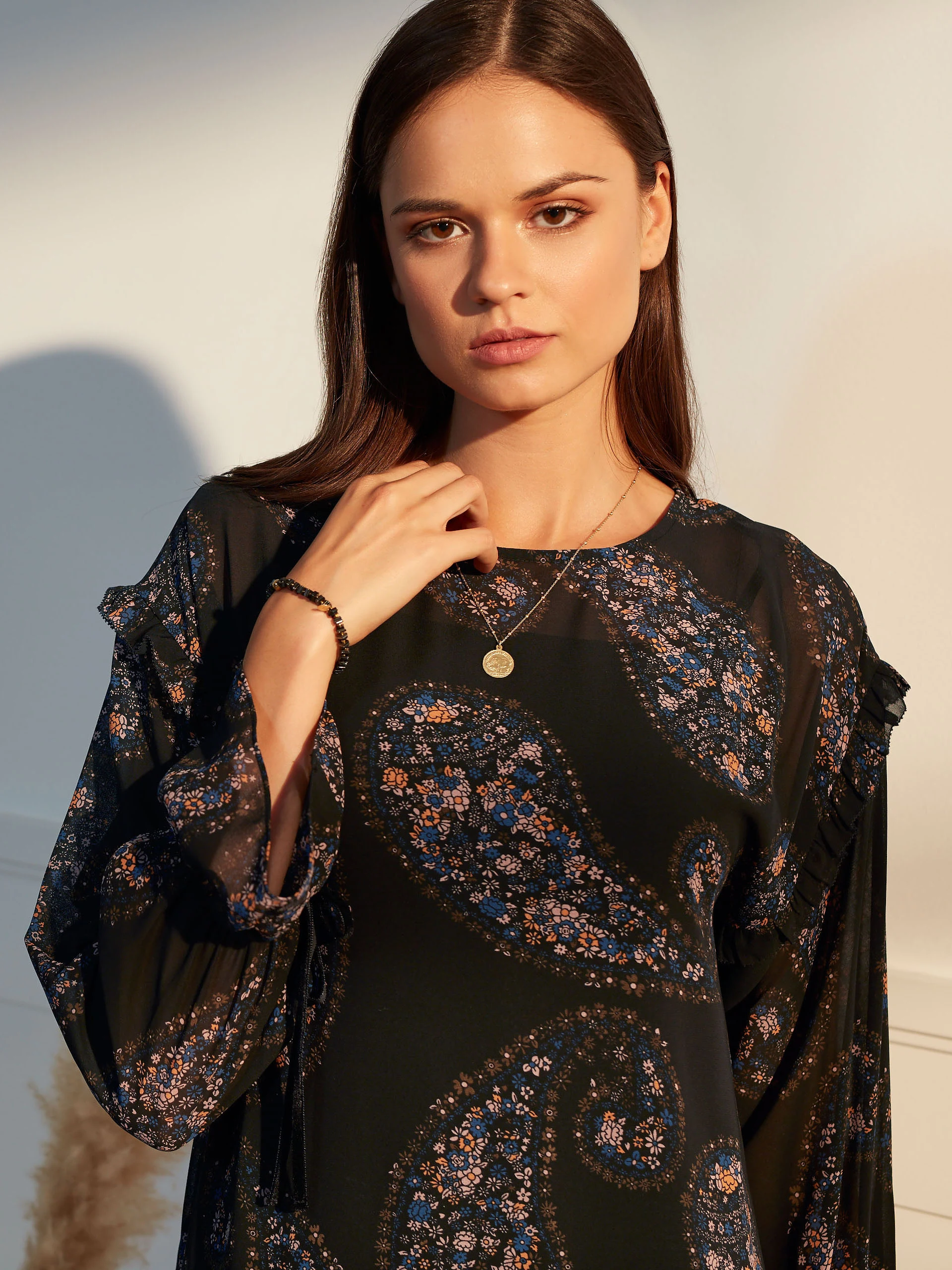 STRAIGHT CUT DRESS