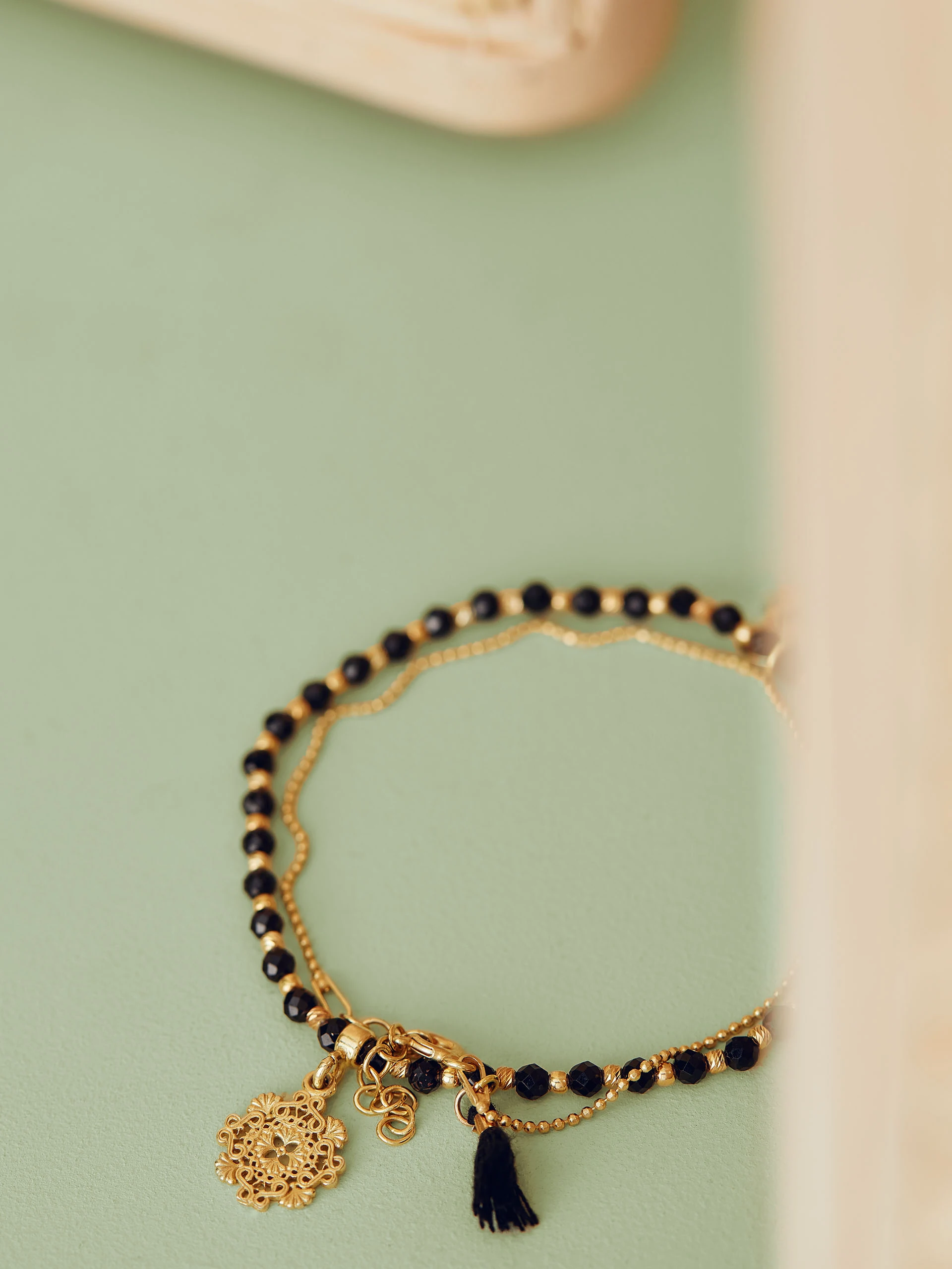 BRACELET WITH A ROSETTE