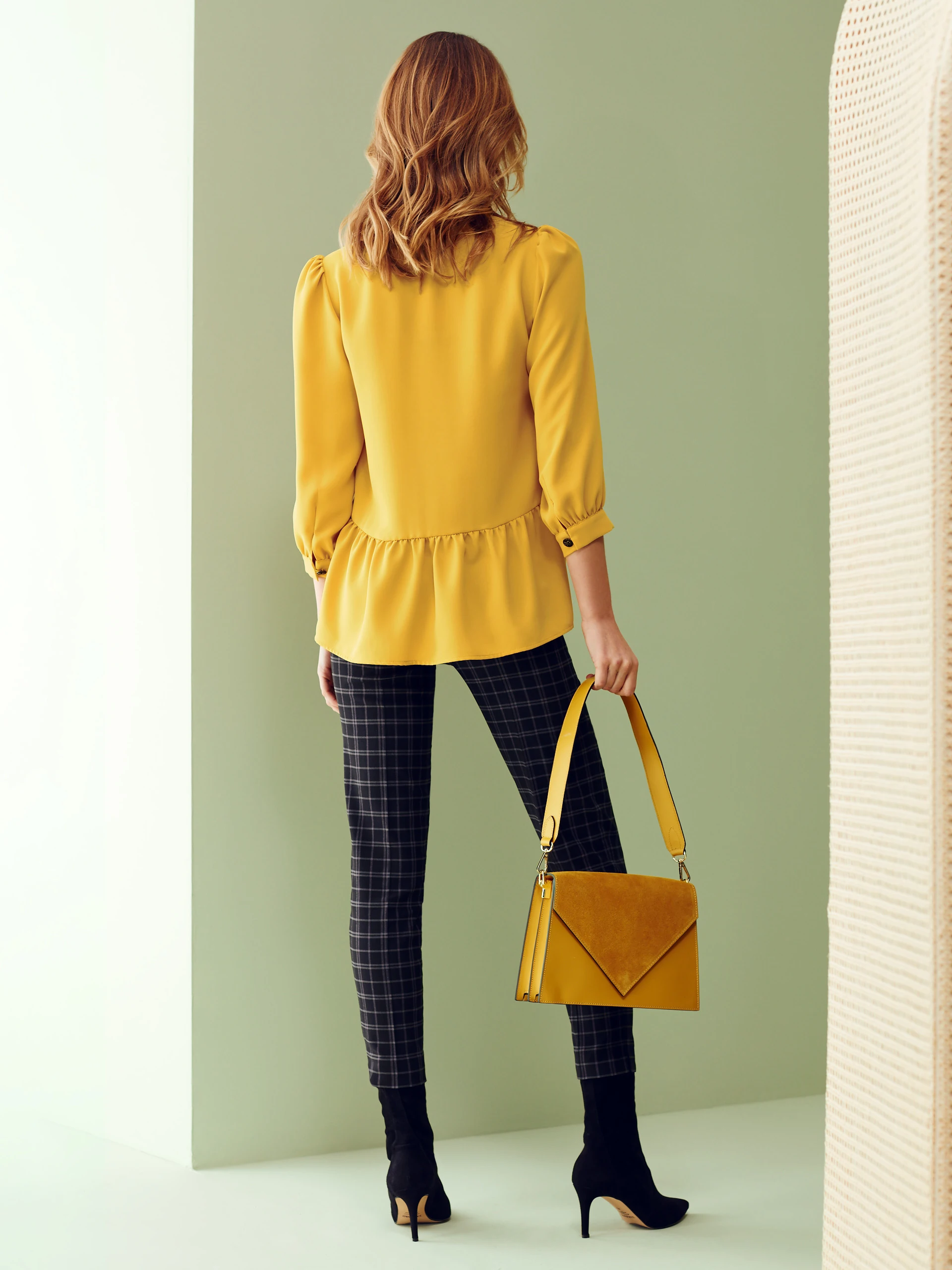 YELLOW LEATHER HANDBAG