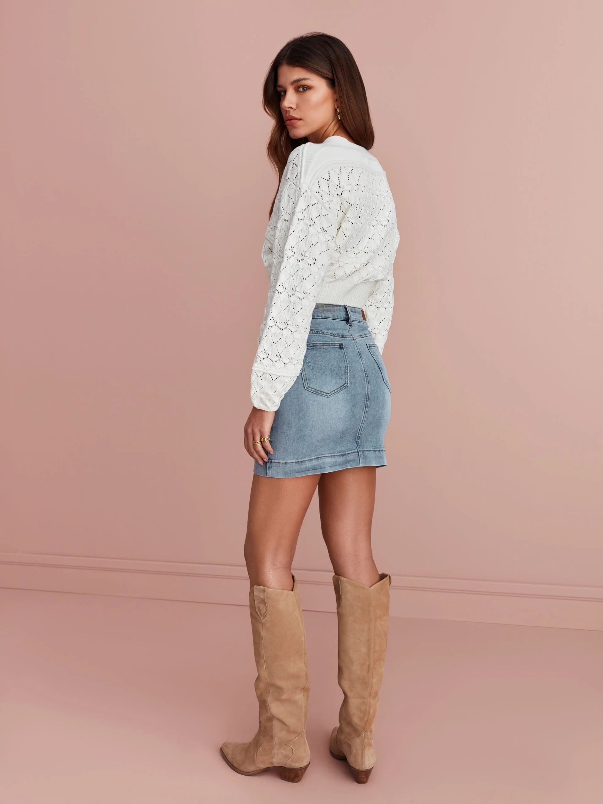 BEIGE COWBOY BOOTS