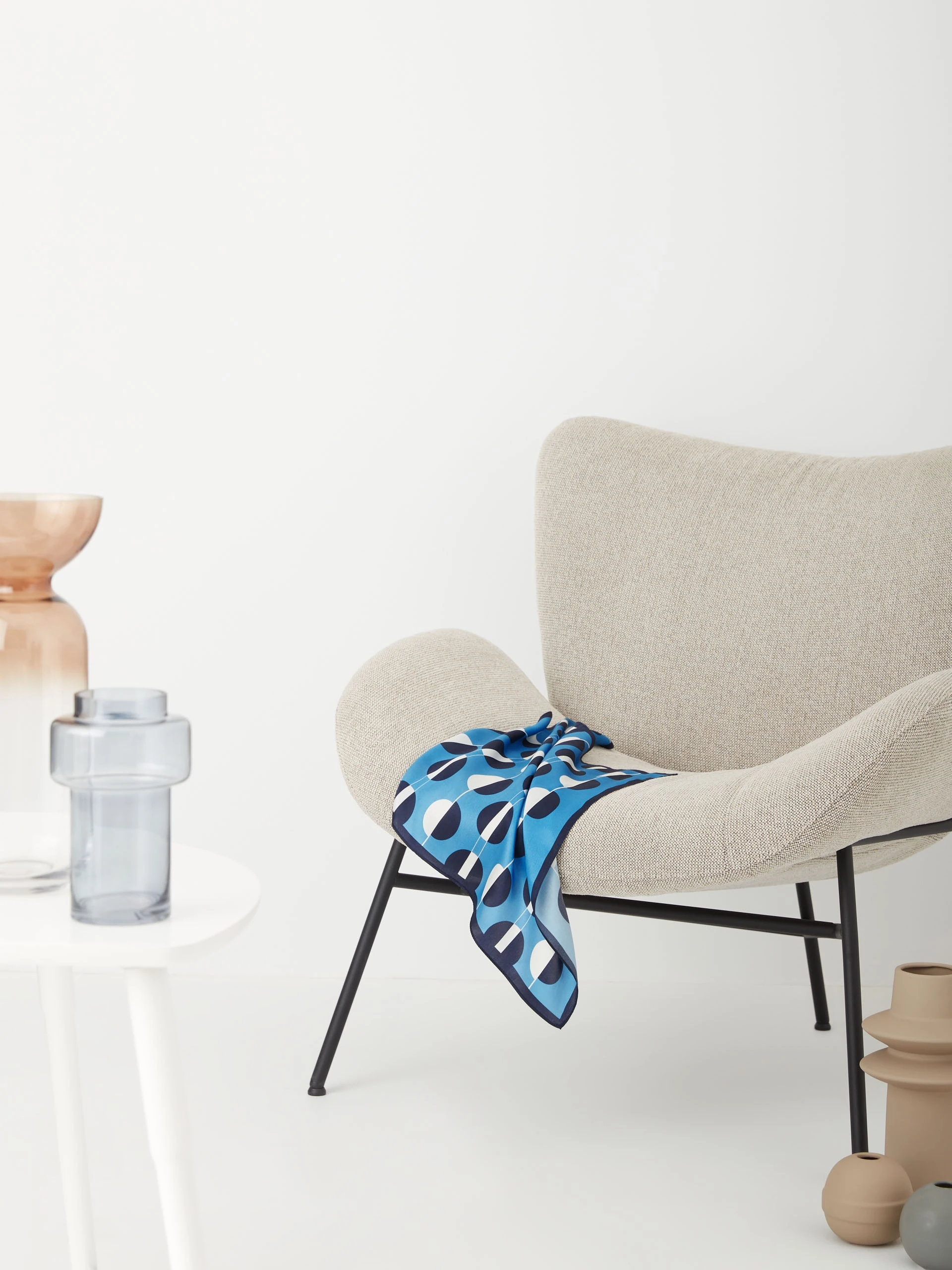 BLUE SILK GAVROSHKA