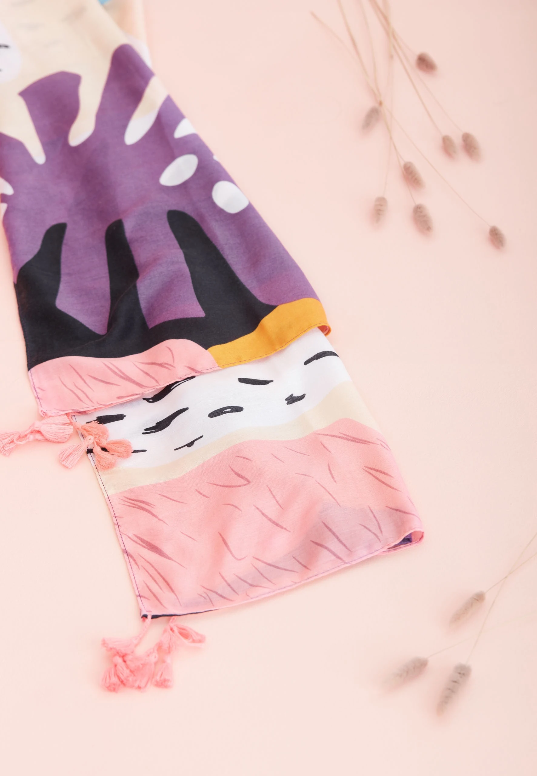 PATTERNED SCARF