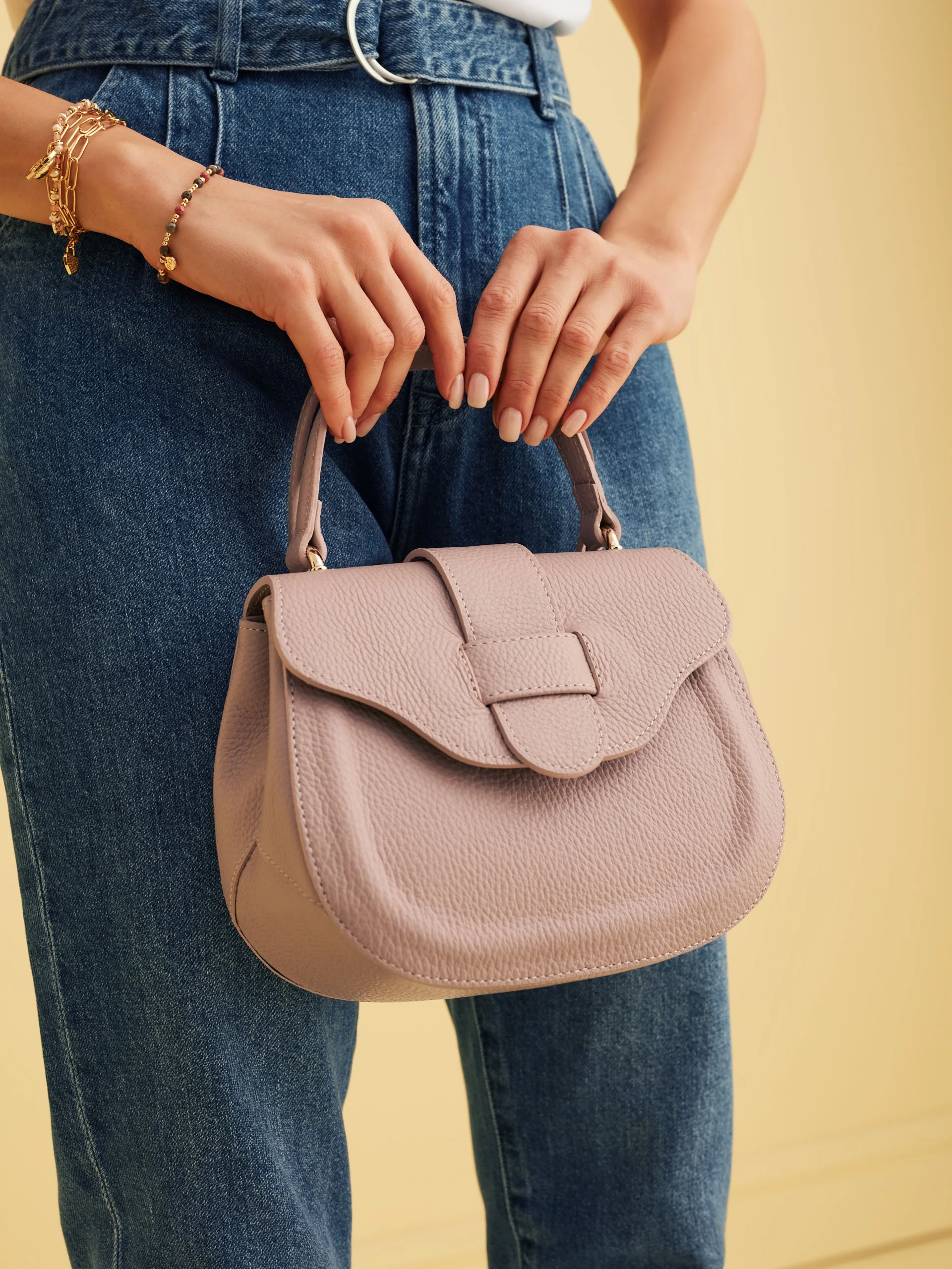 POWDER PINK LEATHER HANDBAG