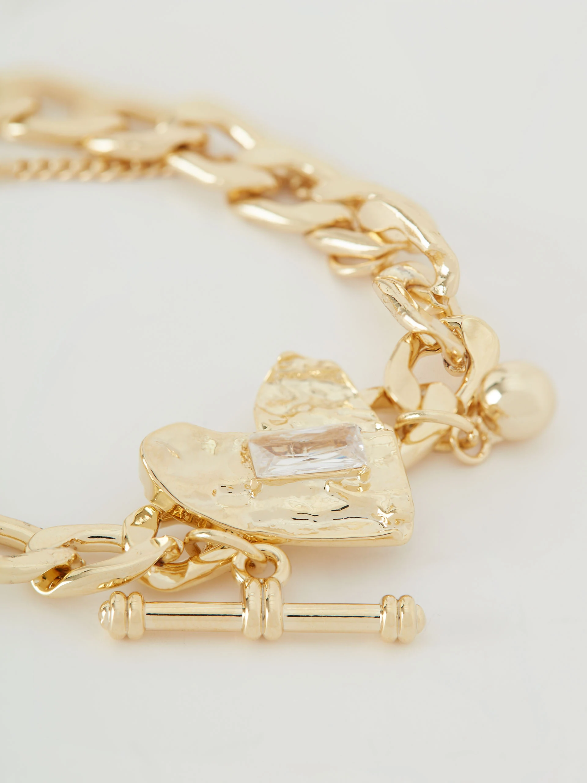 Bracelet with heart motif