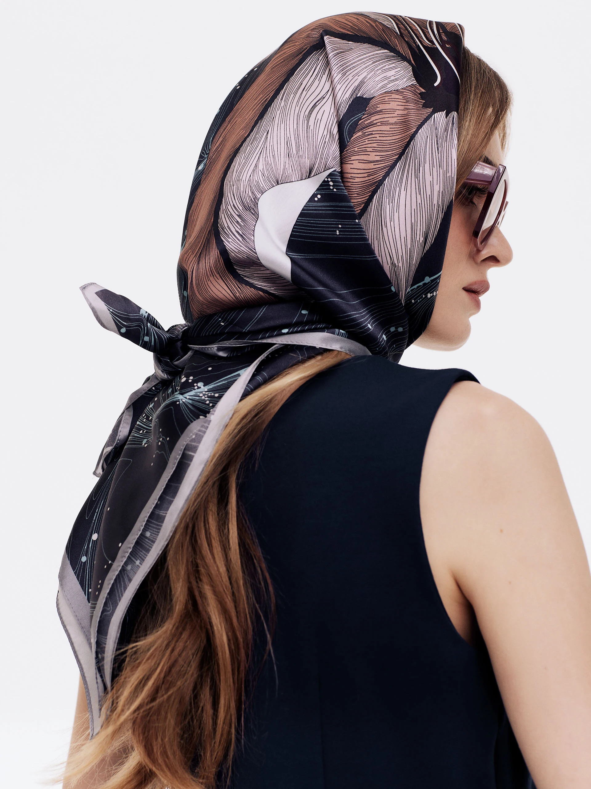 Silk gavroche