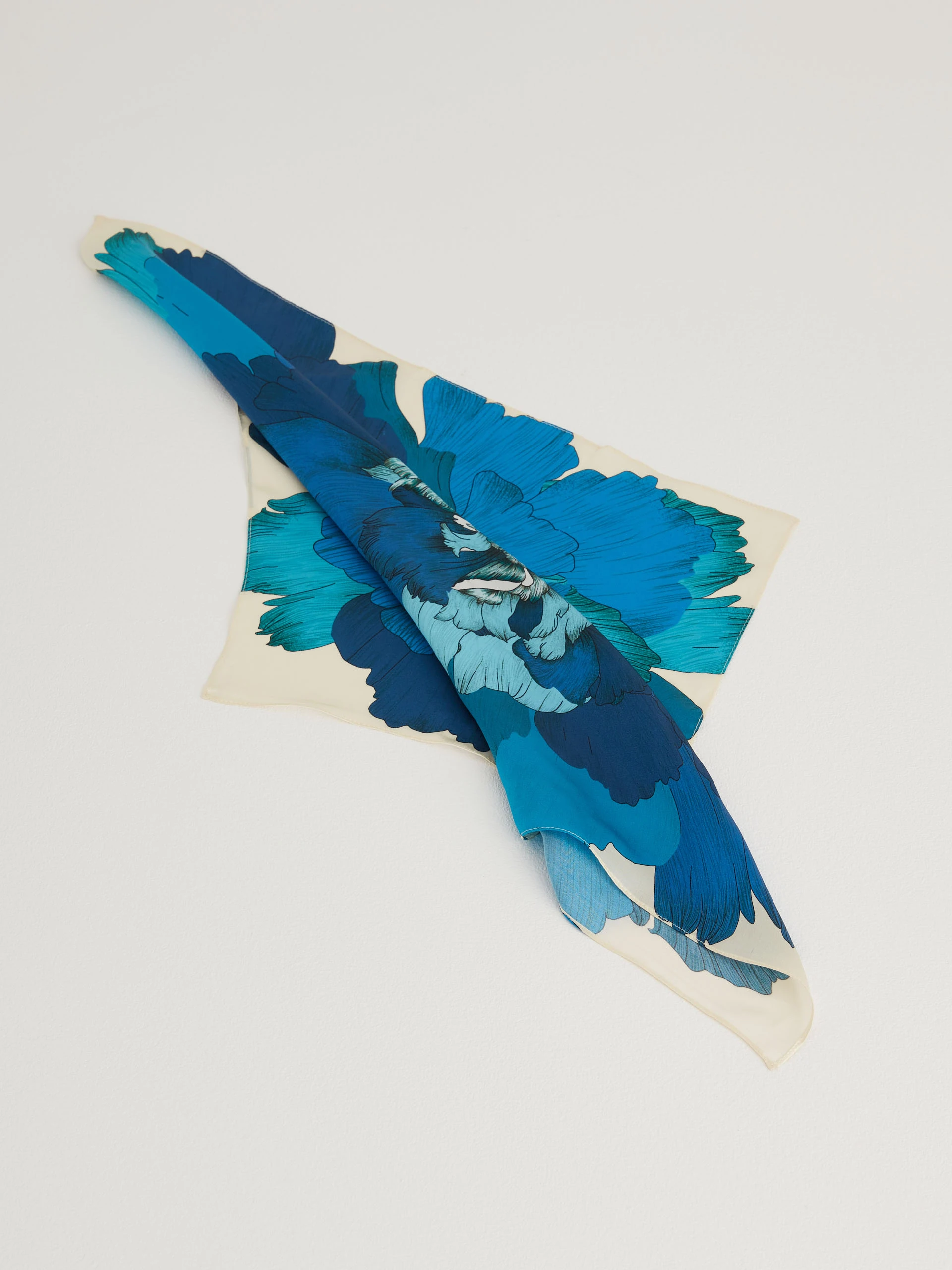 Silk gavroche with flower