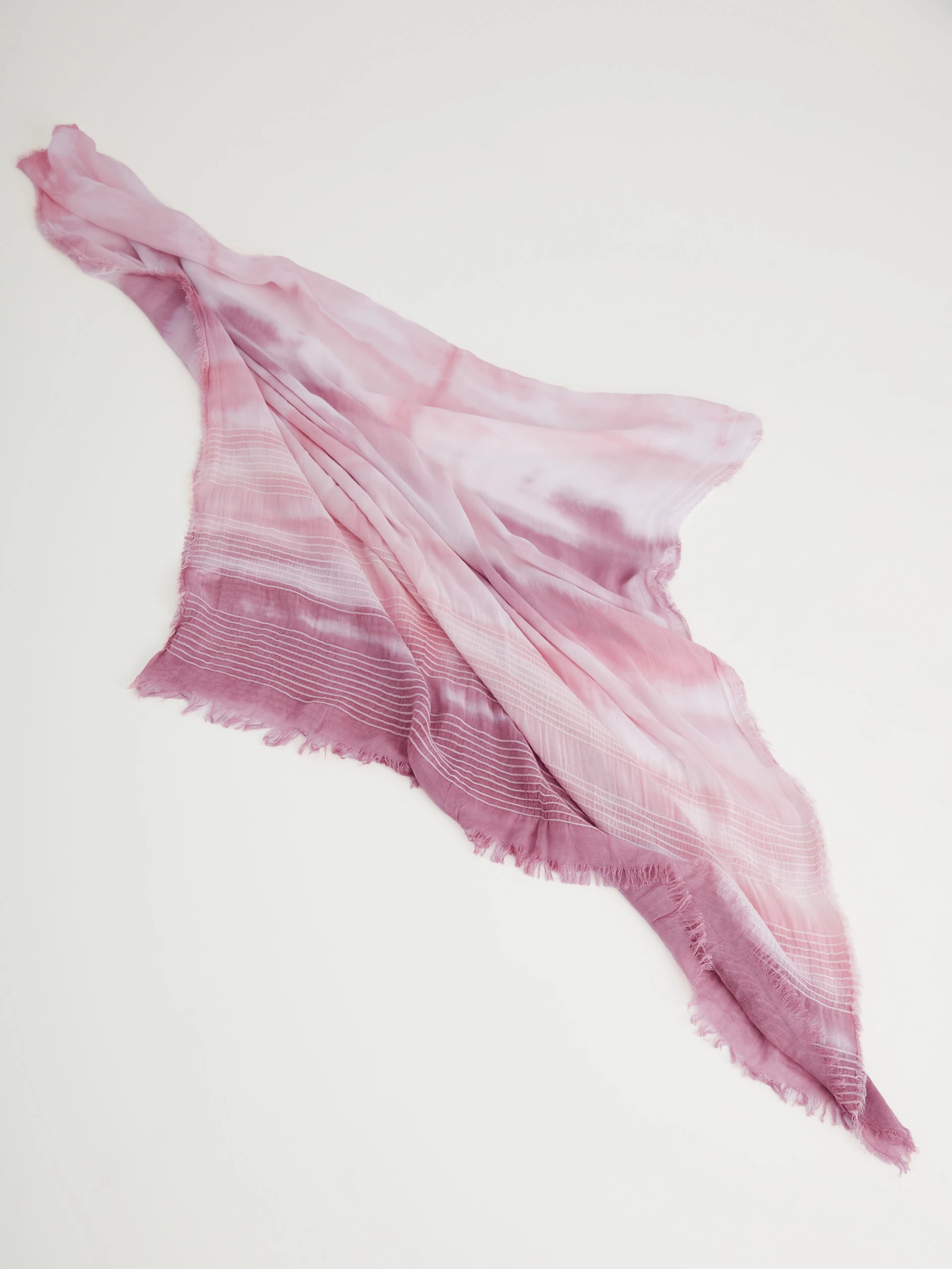 Scarf in pink shades