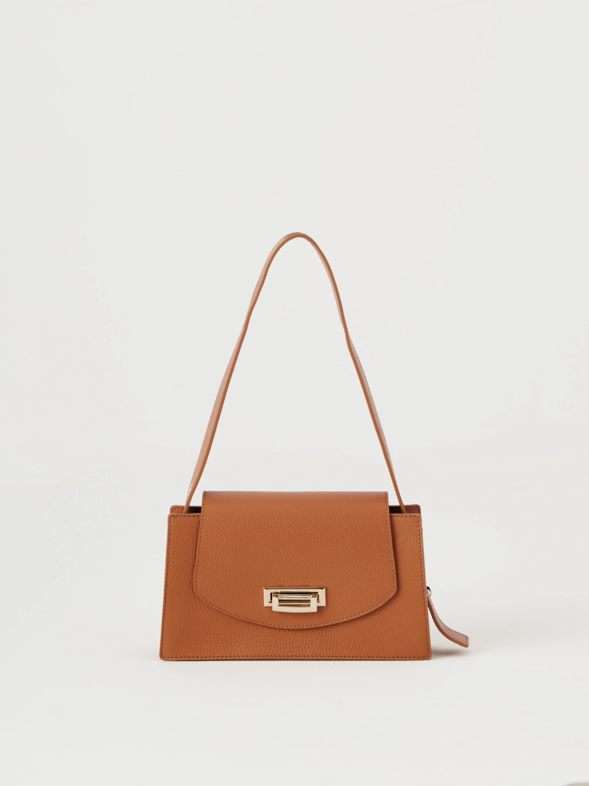 Brown handbag with buckle