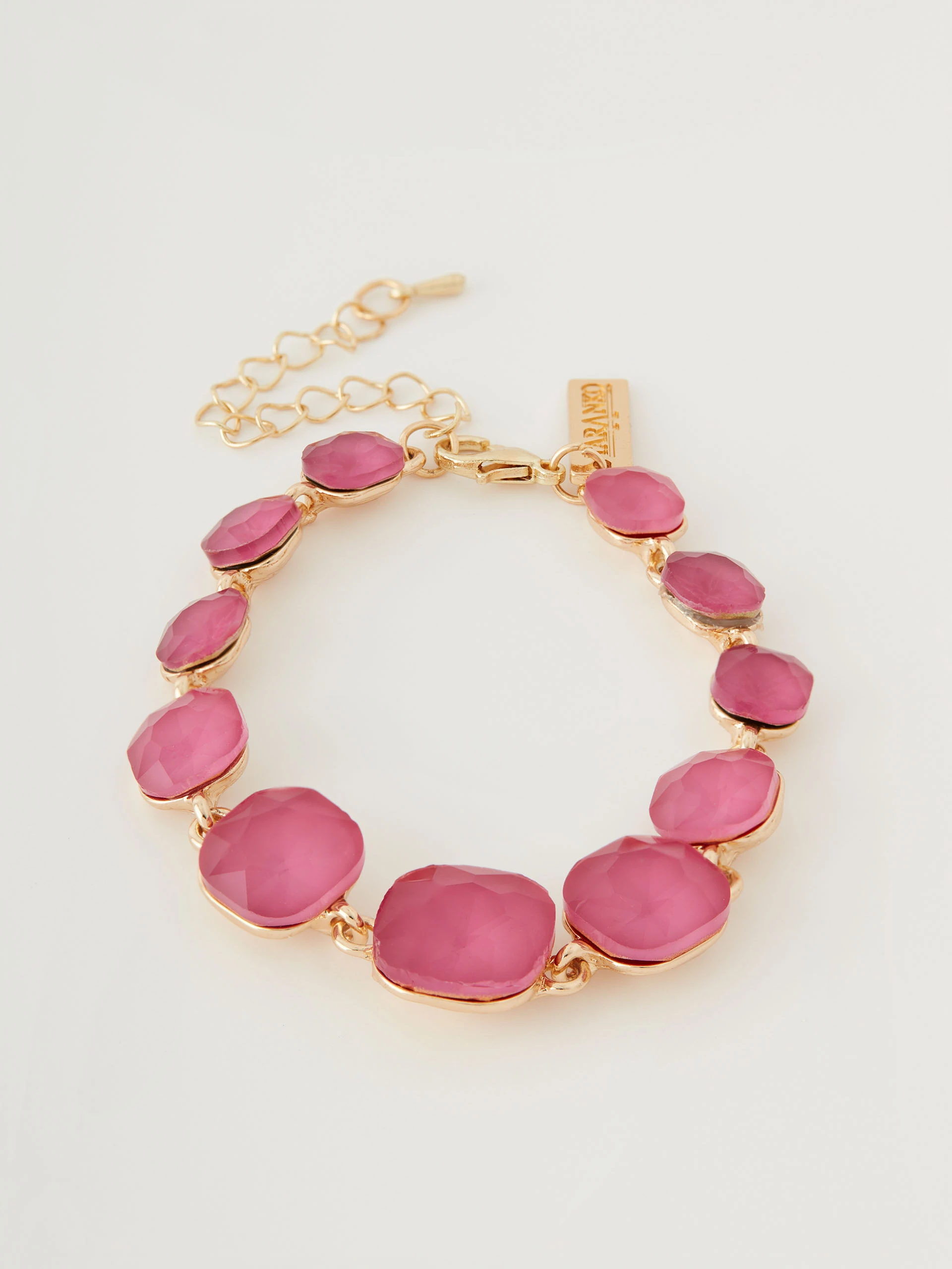 Bracelet with pink stones