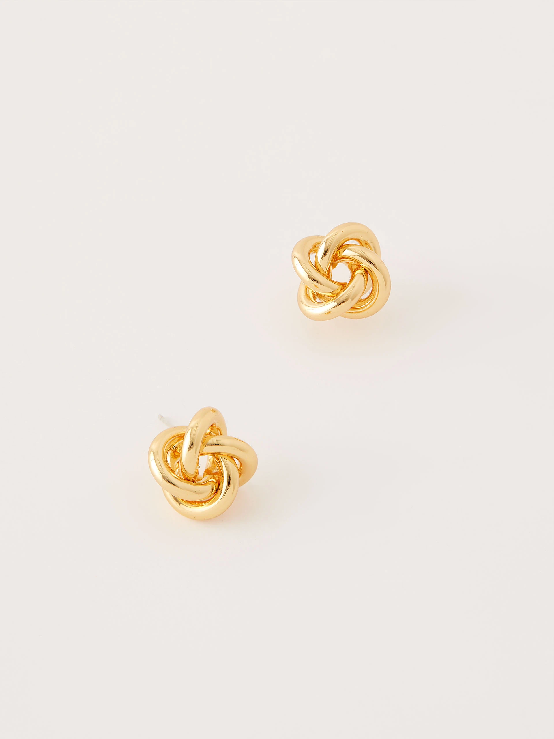 Elegant earrings on sticks