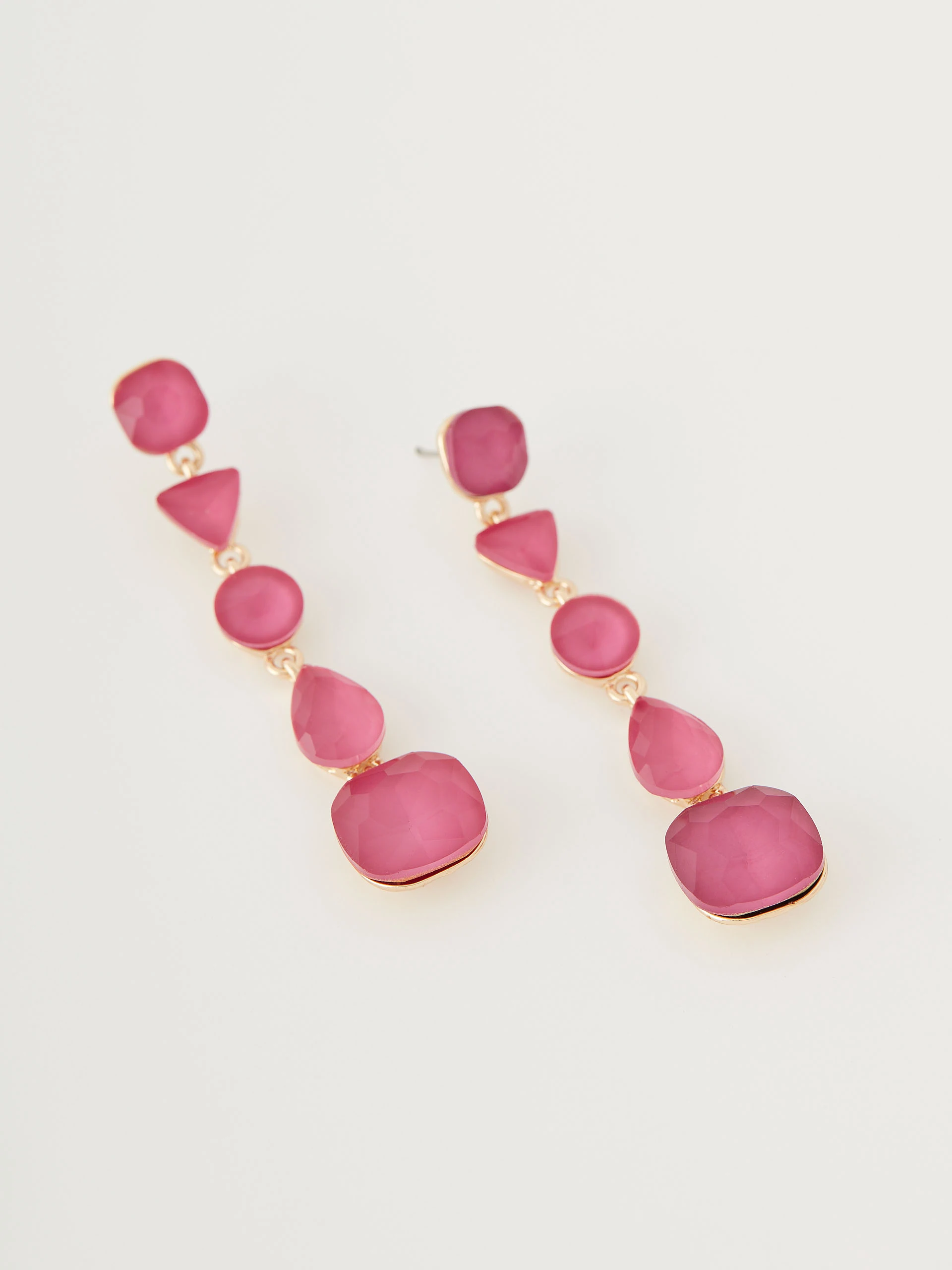 Long earrings with pink beads