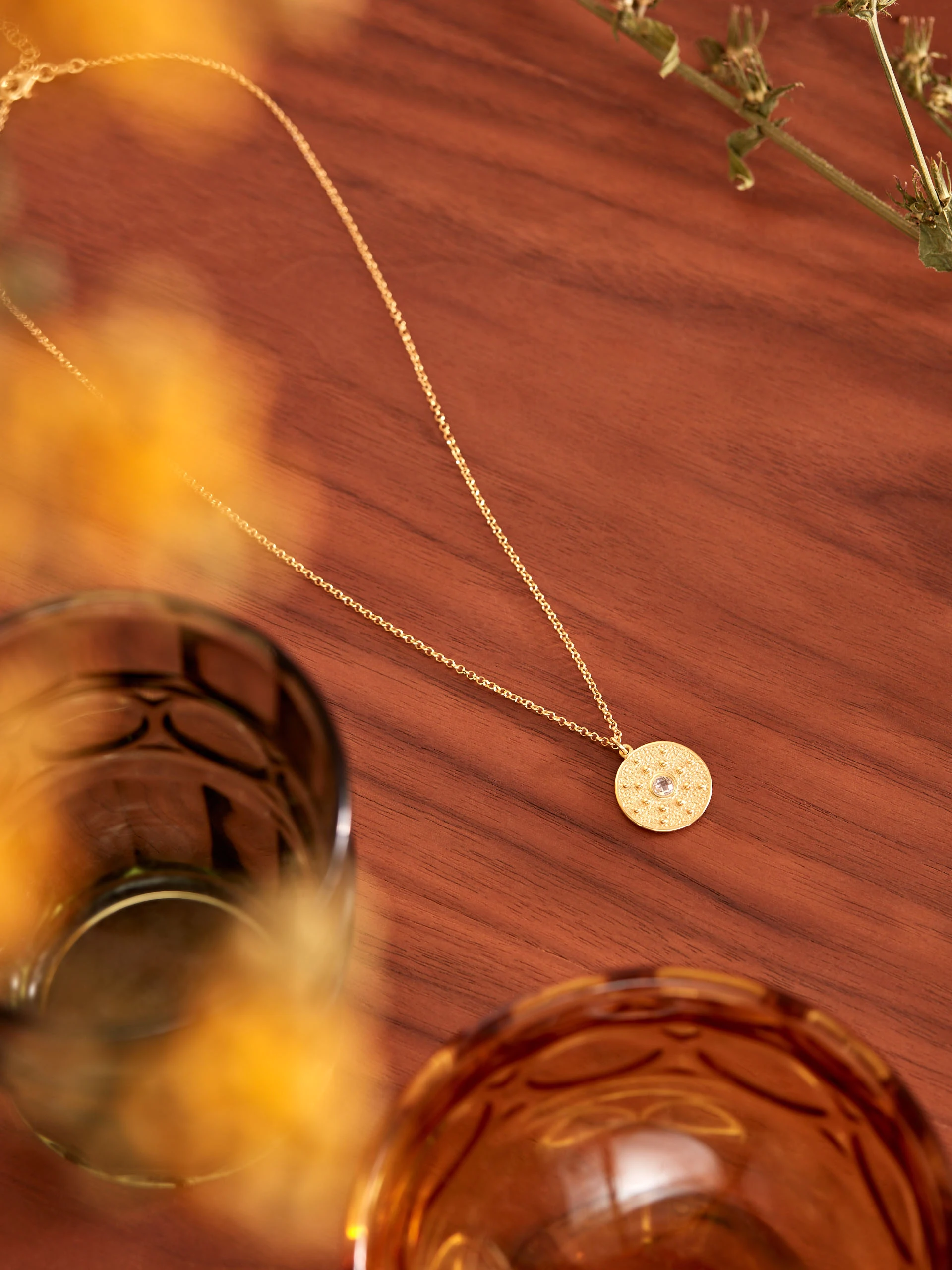 GOLD PLATED NECKLACE WITH COIN