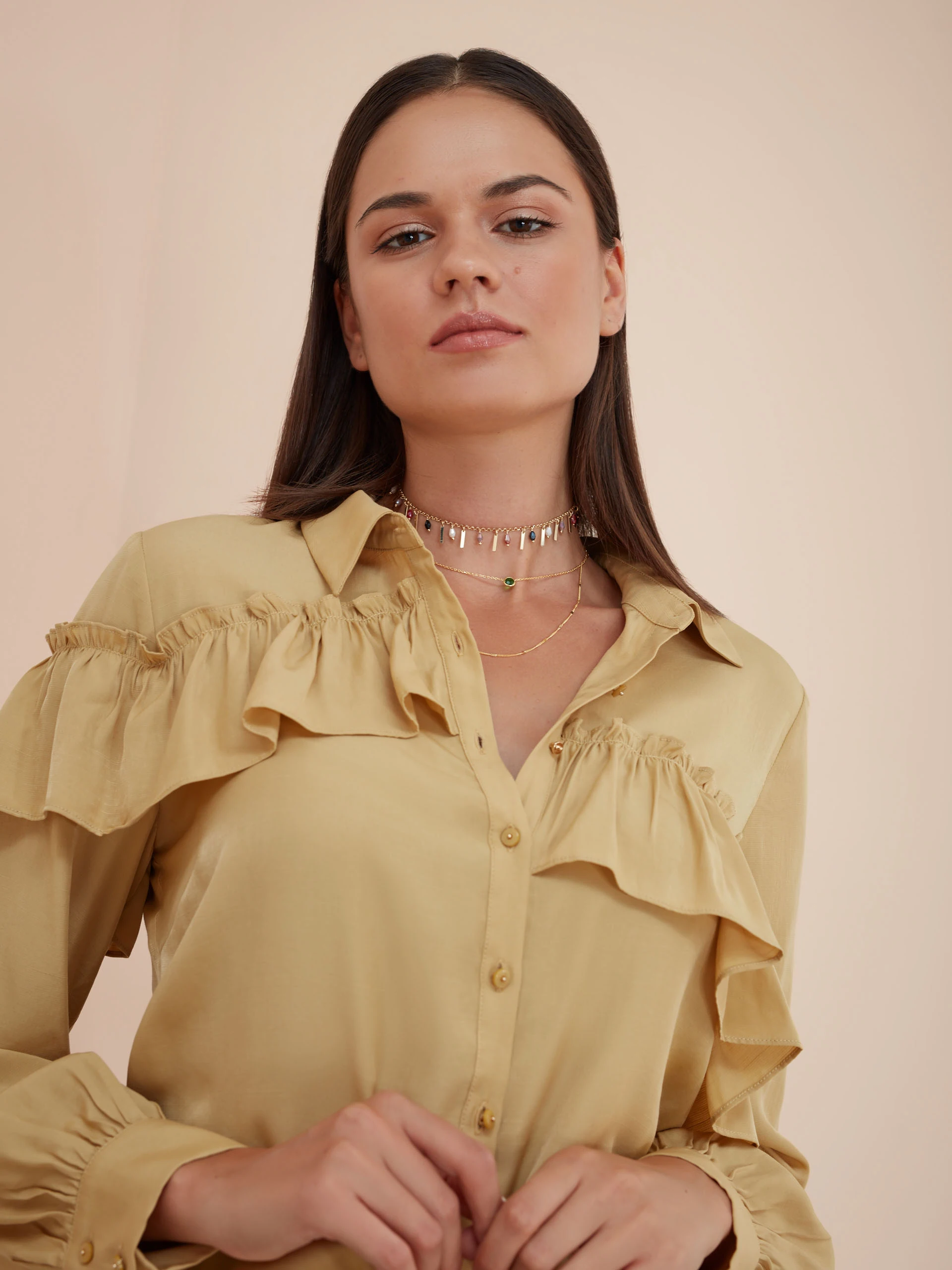 GOLD PLATED NECKLACE WITH CRYSTALS