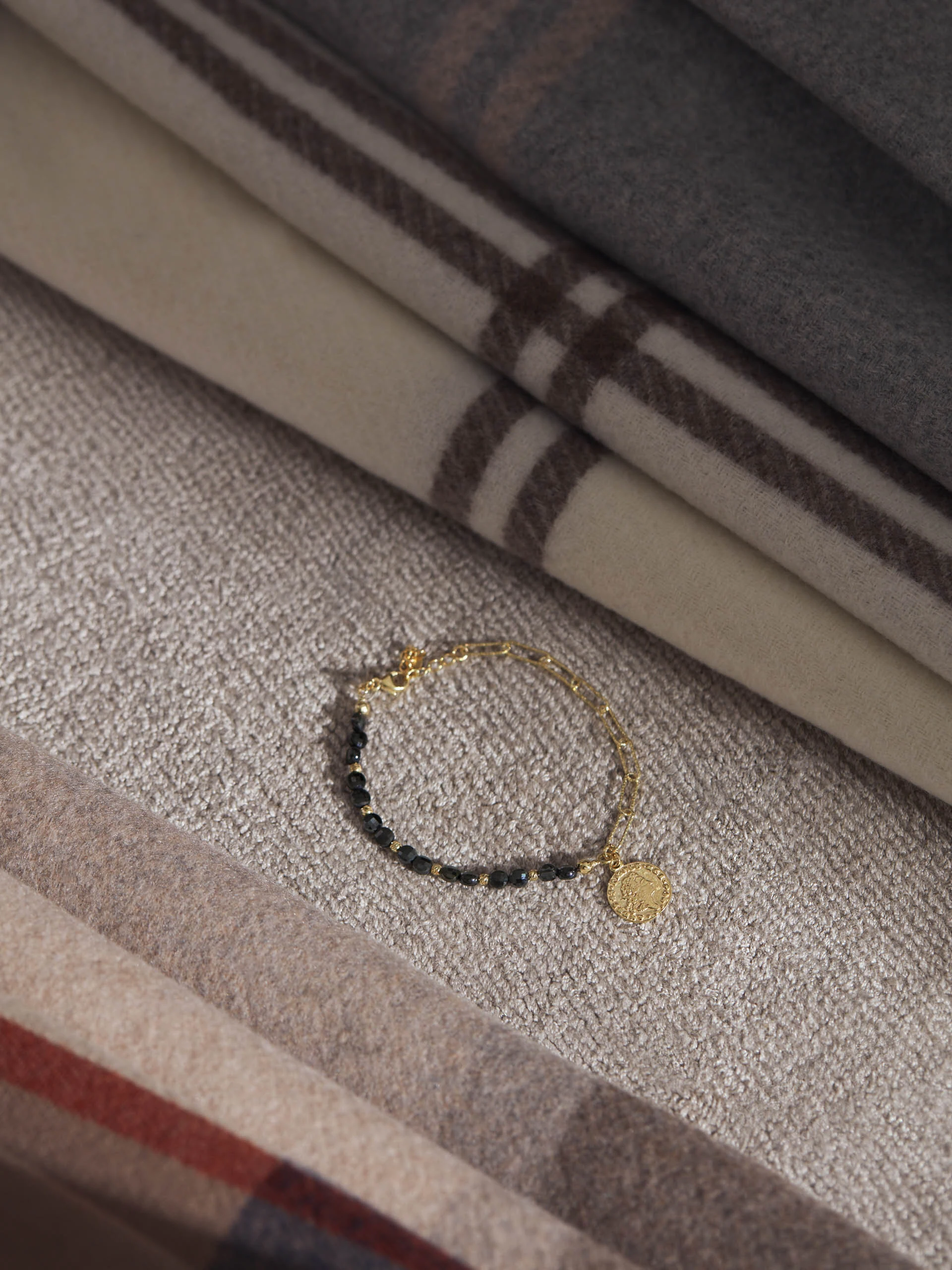 GOLD PLATED BRACELET WITH COIN