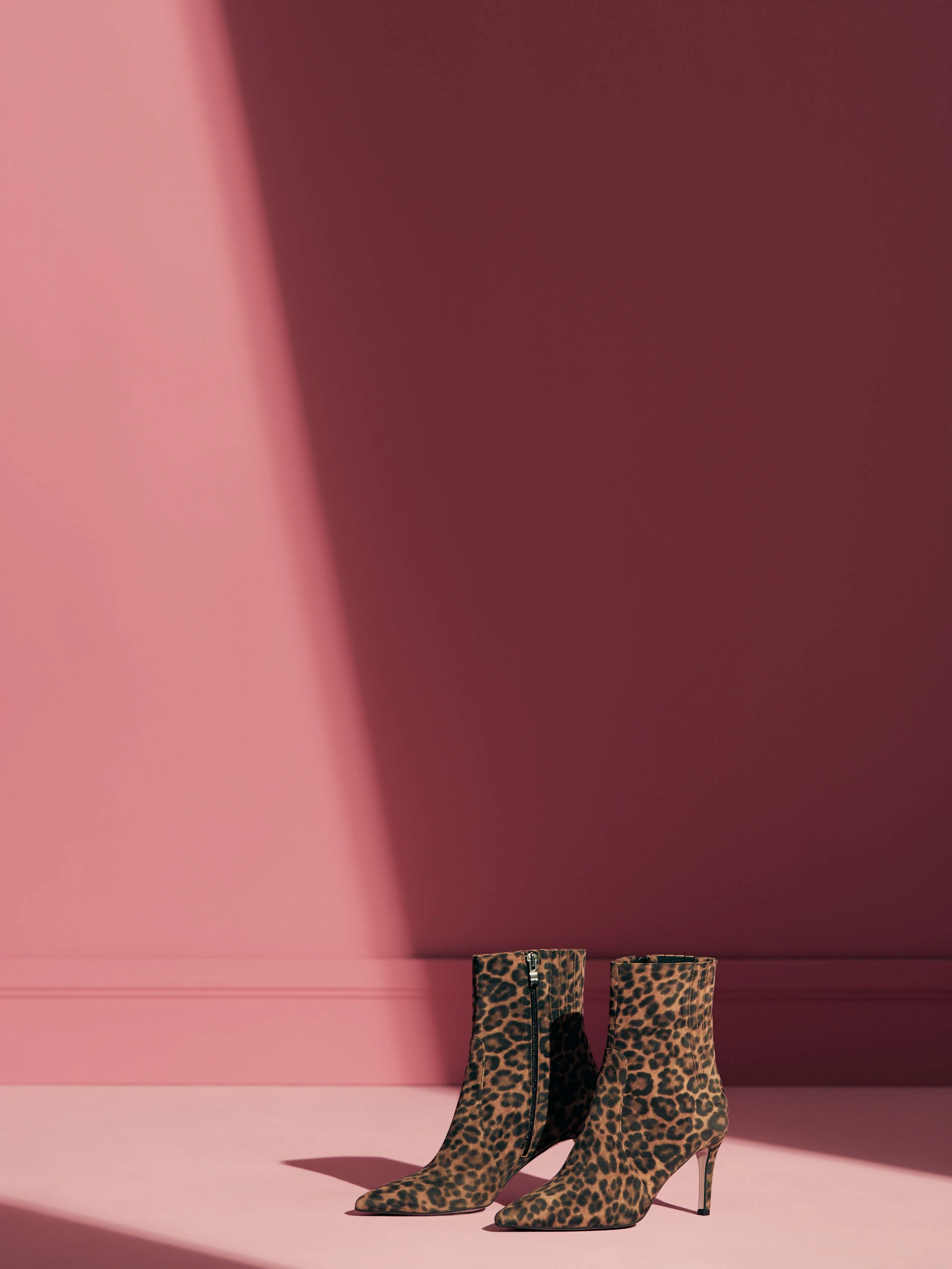 PANTHER PATTERN STILETTO BOOTS