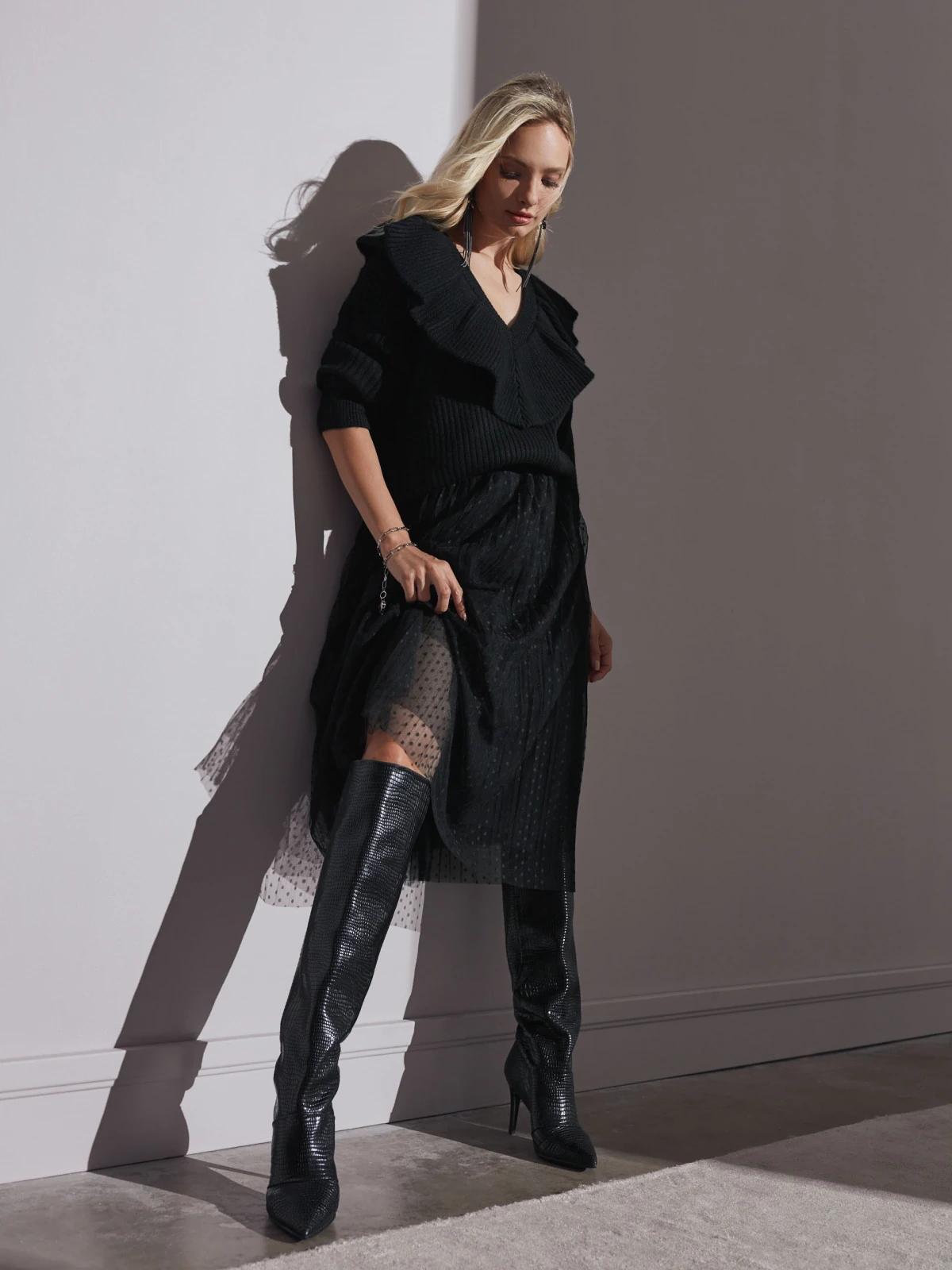 BLACK STILETTO HEELED BOOTS