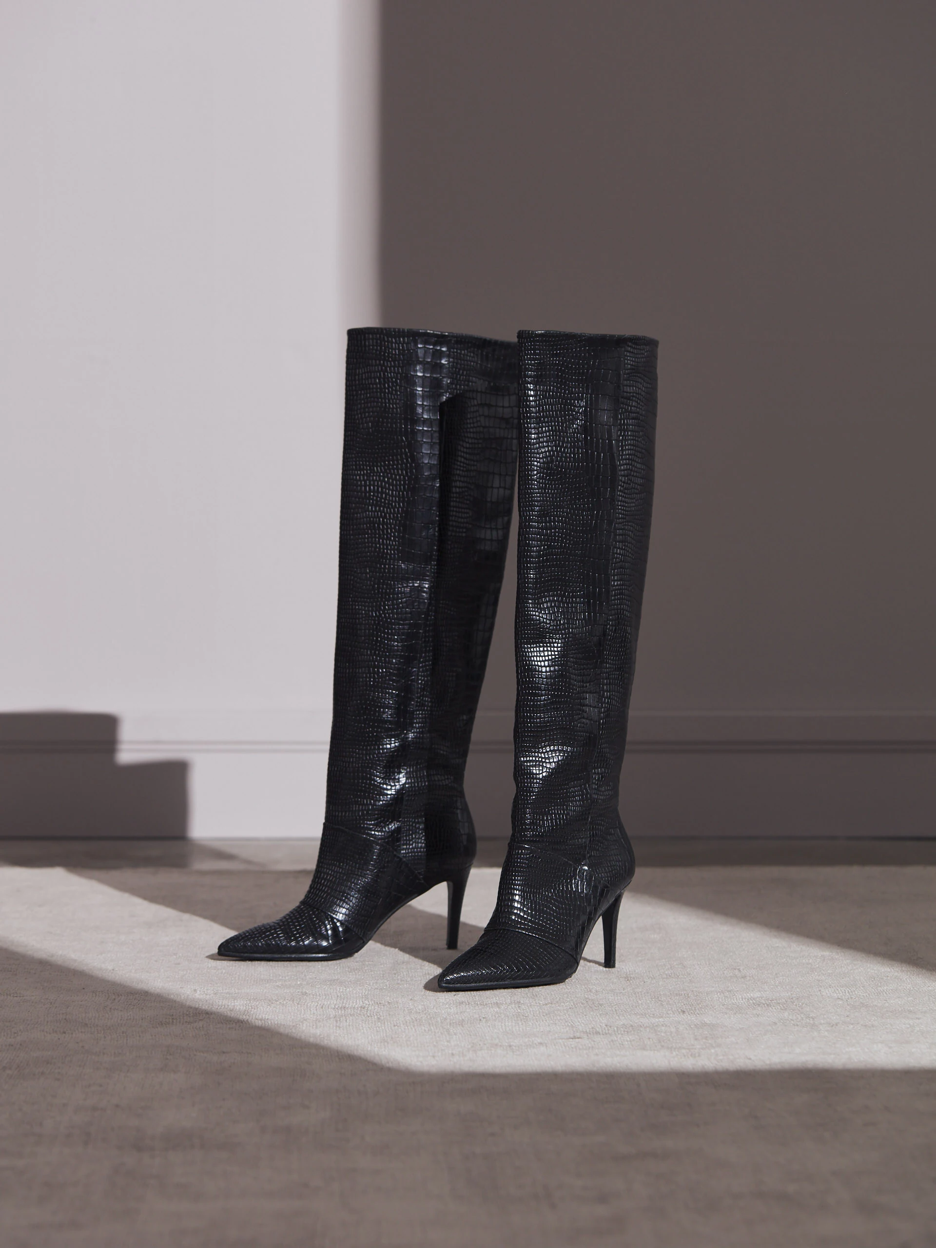 BLACK STILETTO HEELED BOOTS