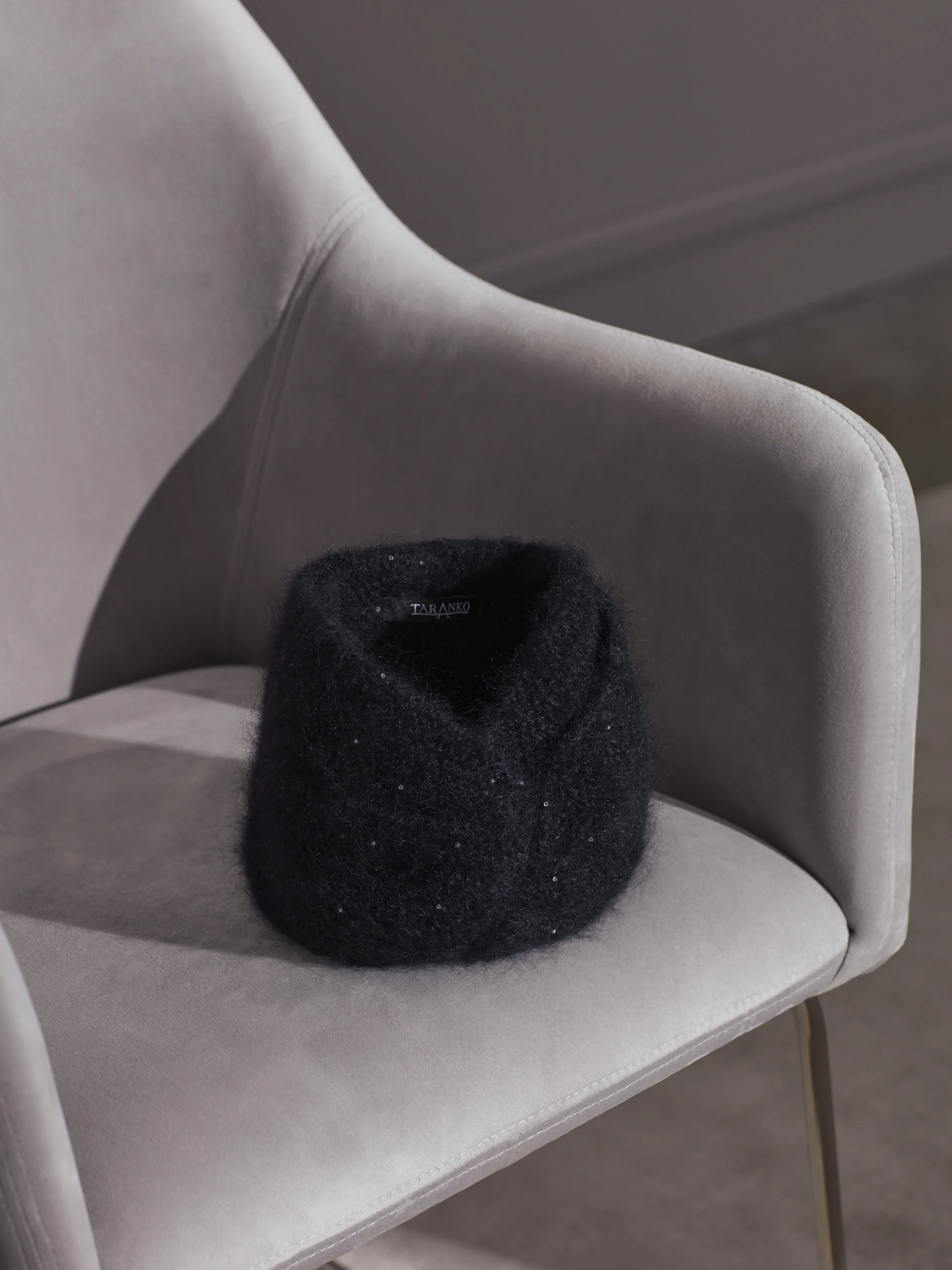 BLACK MOHAIR HEADBAND