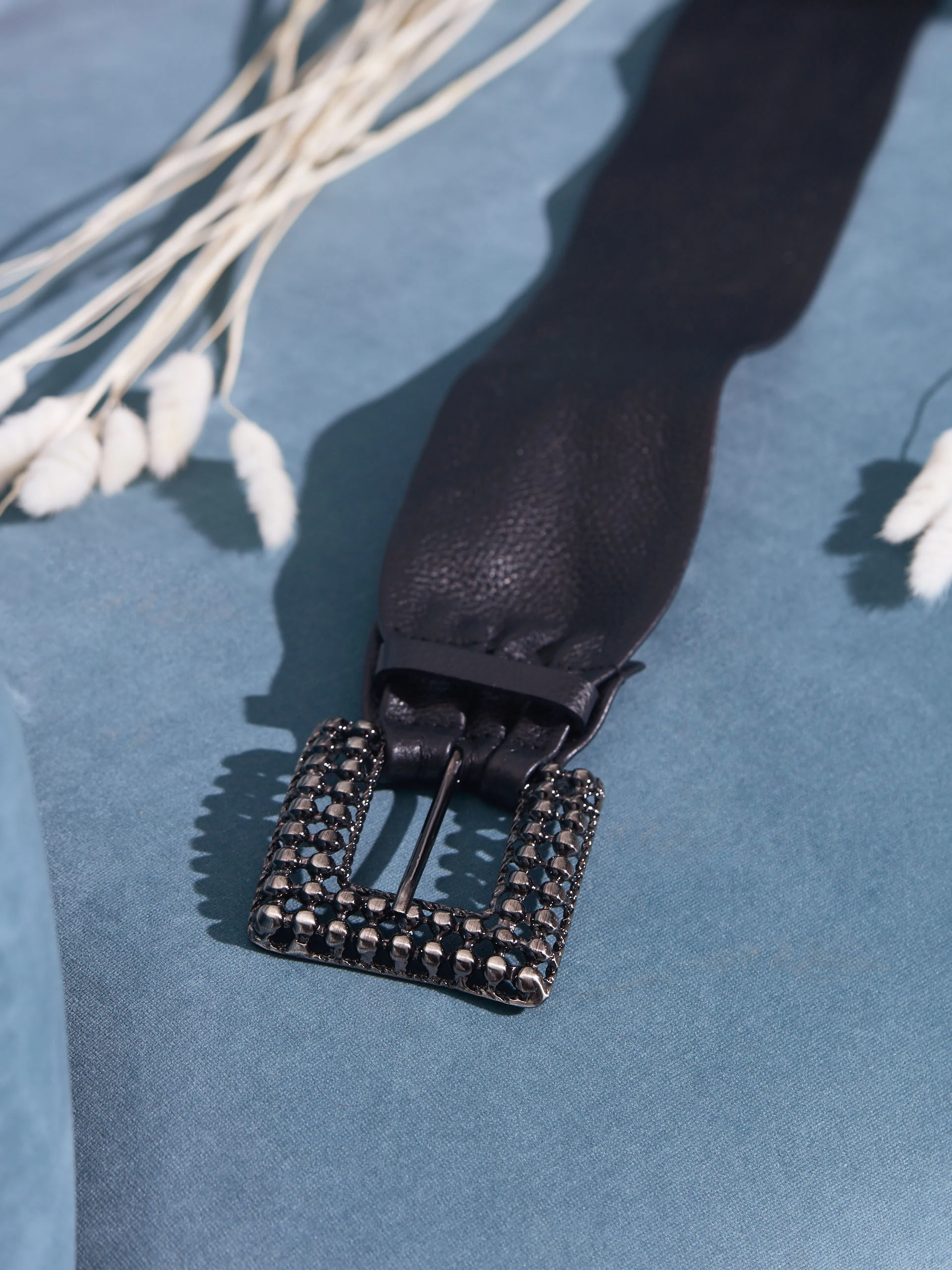 WIDE BELT MADE OF SOFT LEATHER