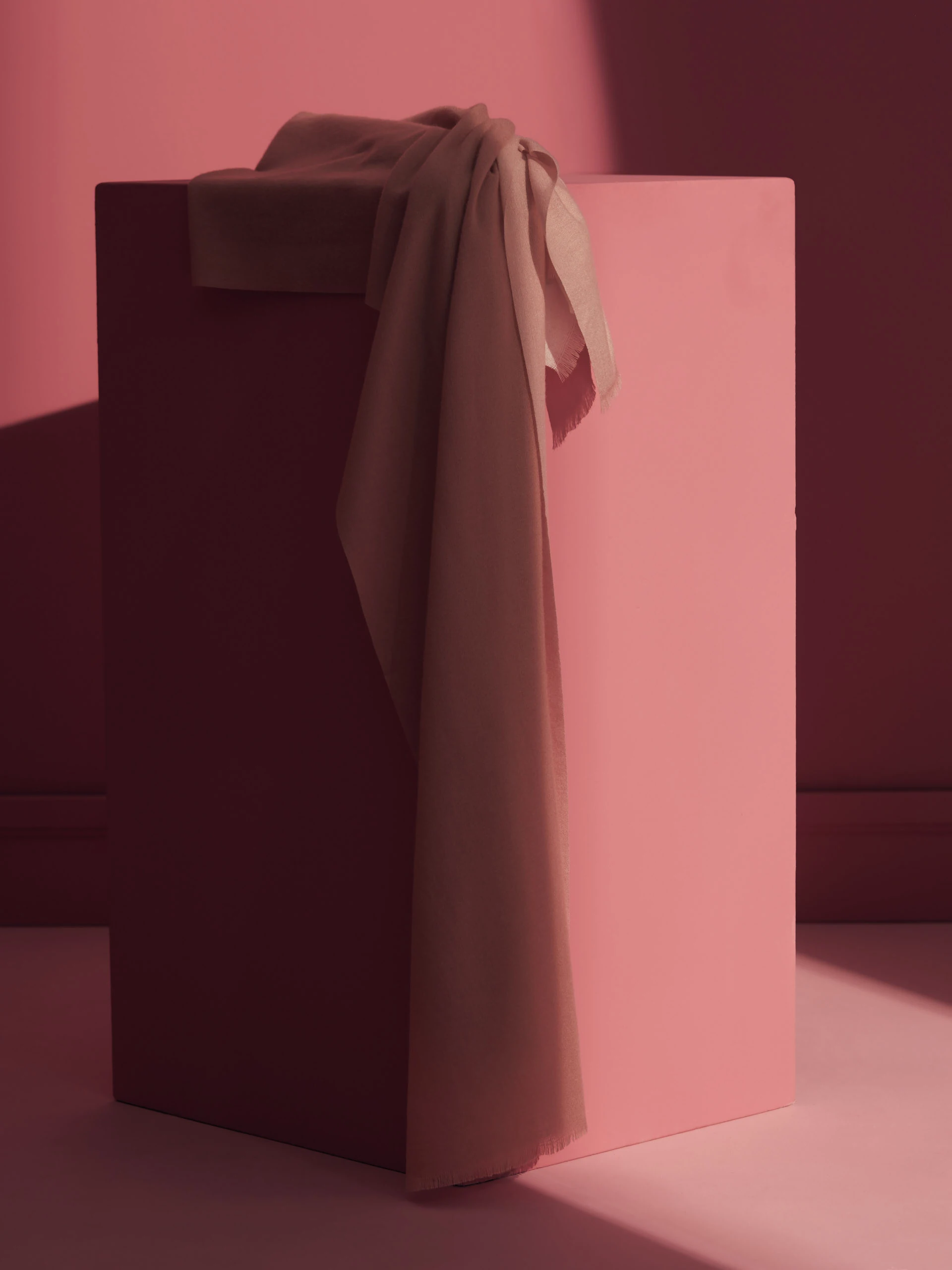 POWDER PINK SCARF