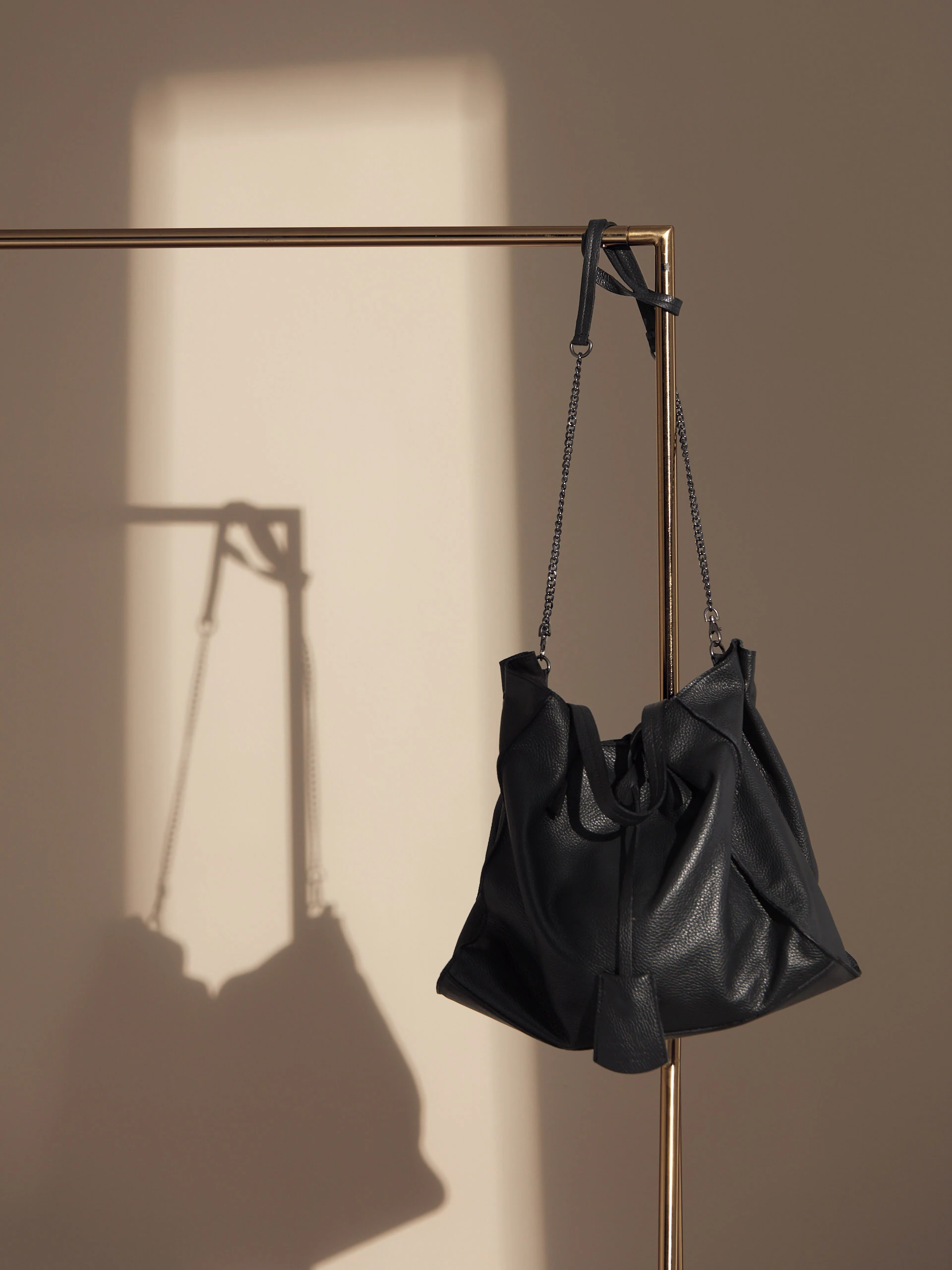 LARGE BLACK SHOPPER BAG