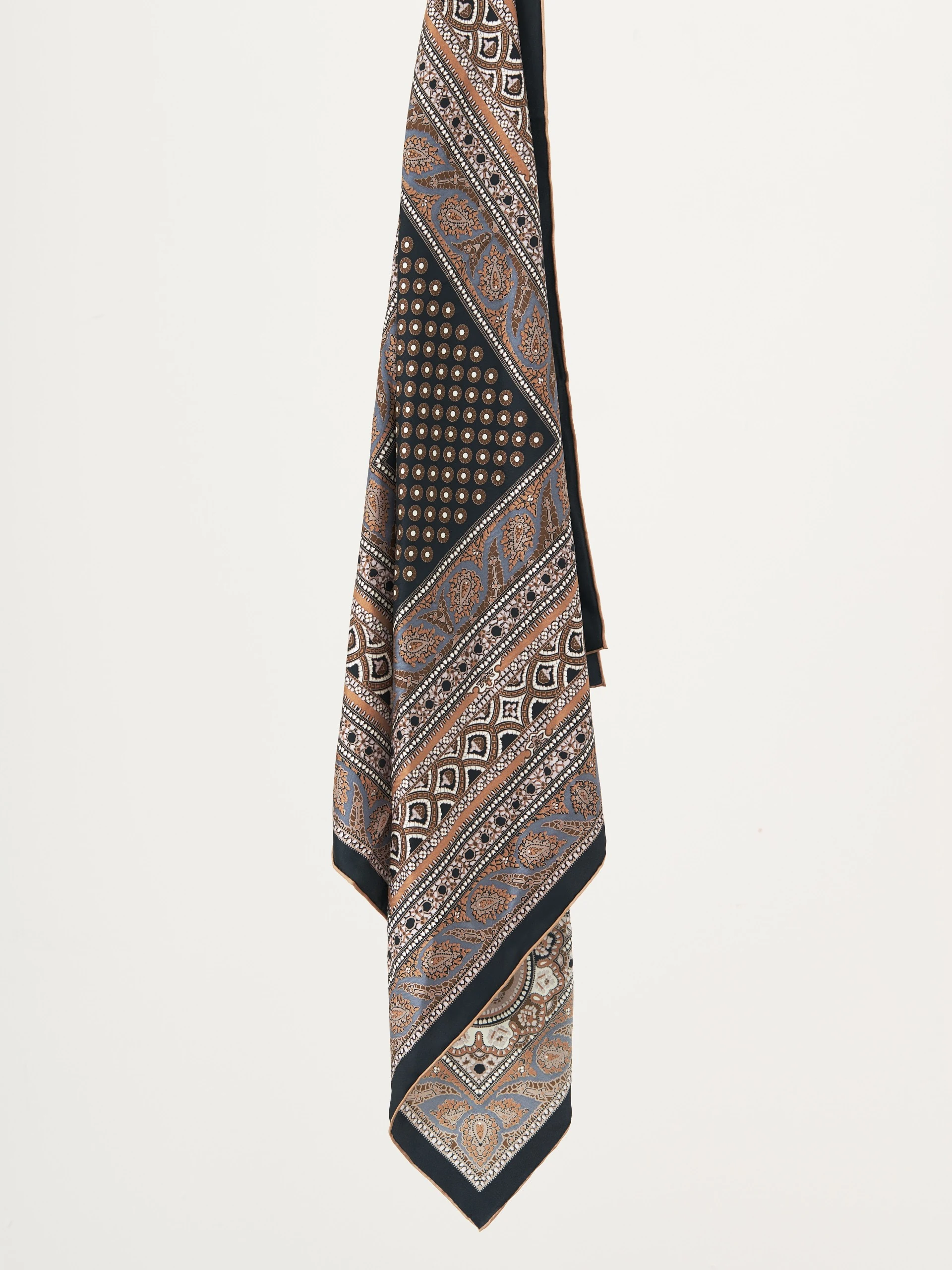 Large silk gavroche with rich pattern