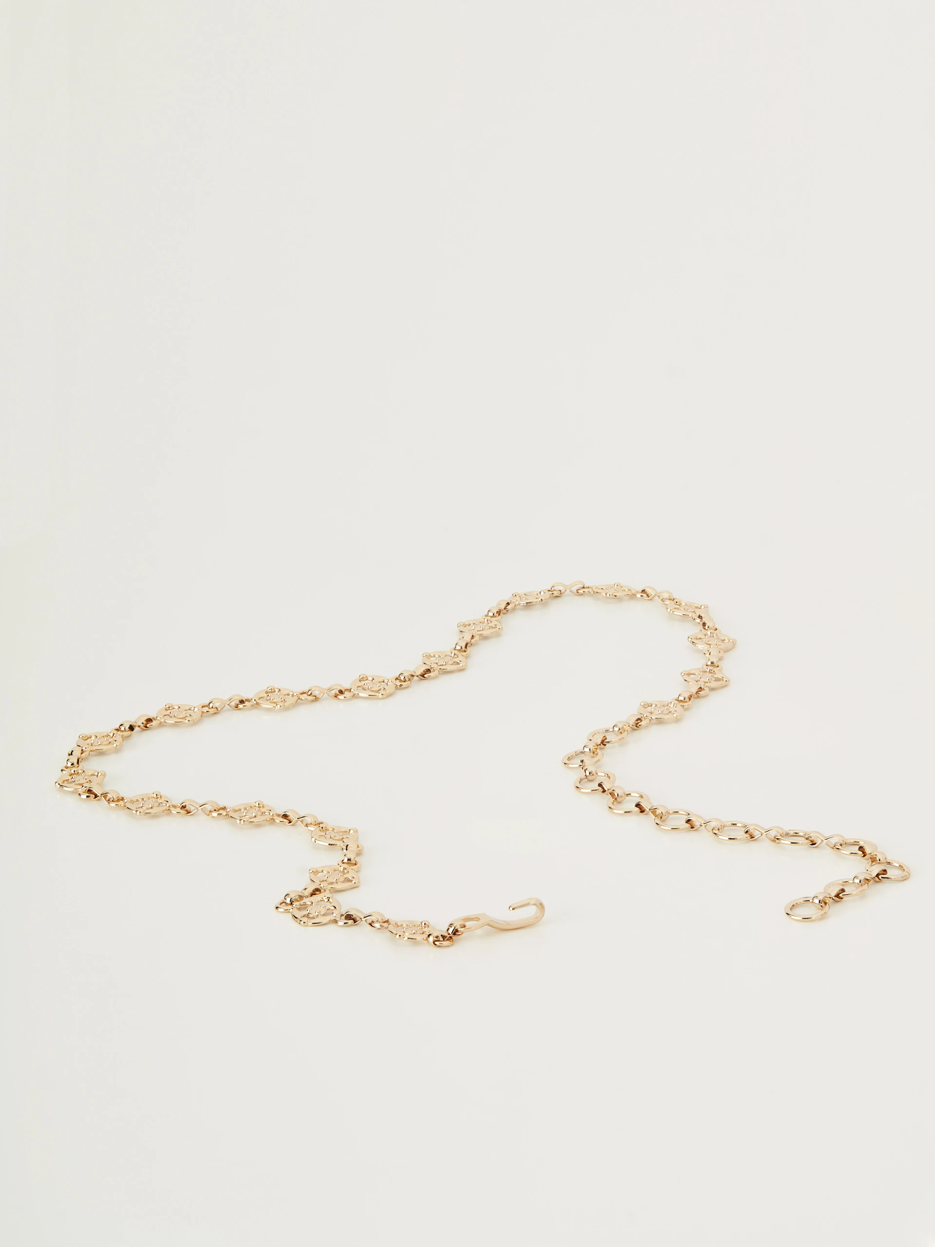 Gold chain-type belt