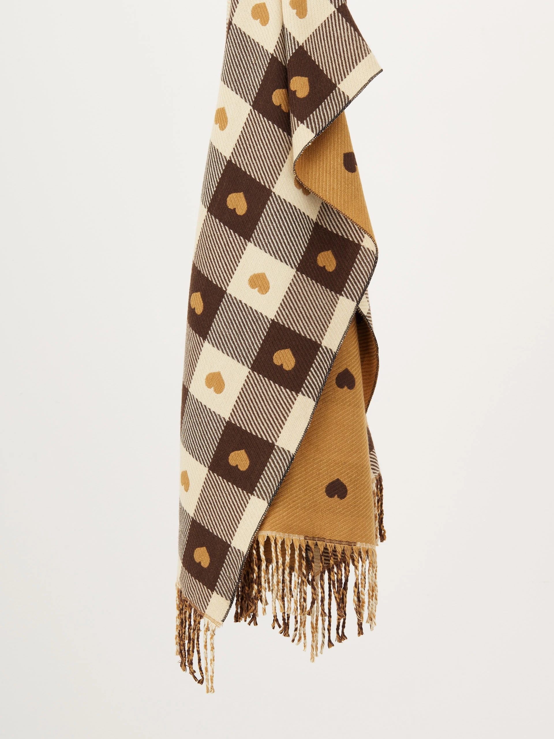 Checked scarf  with hearts