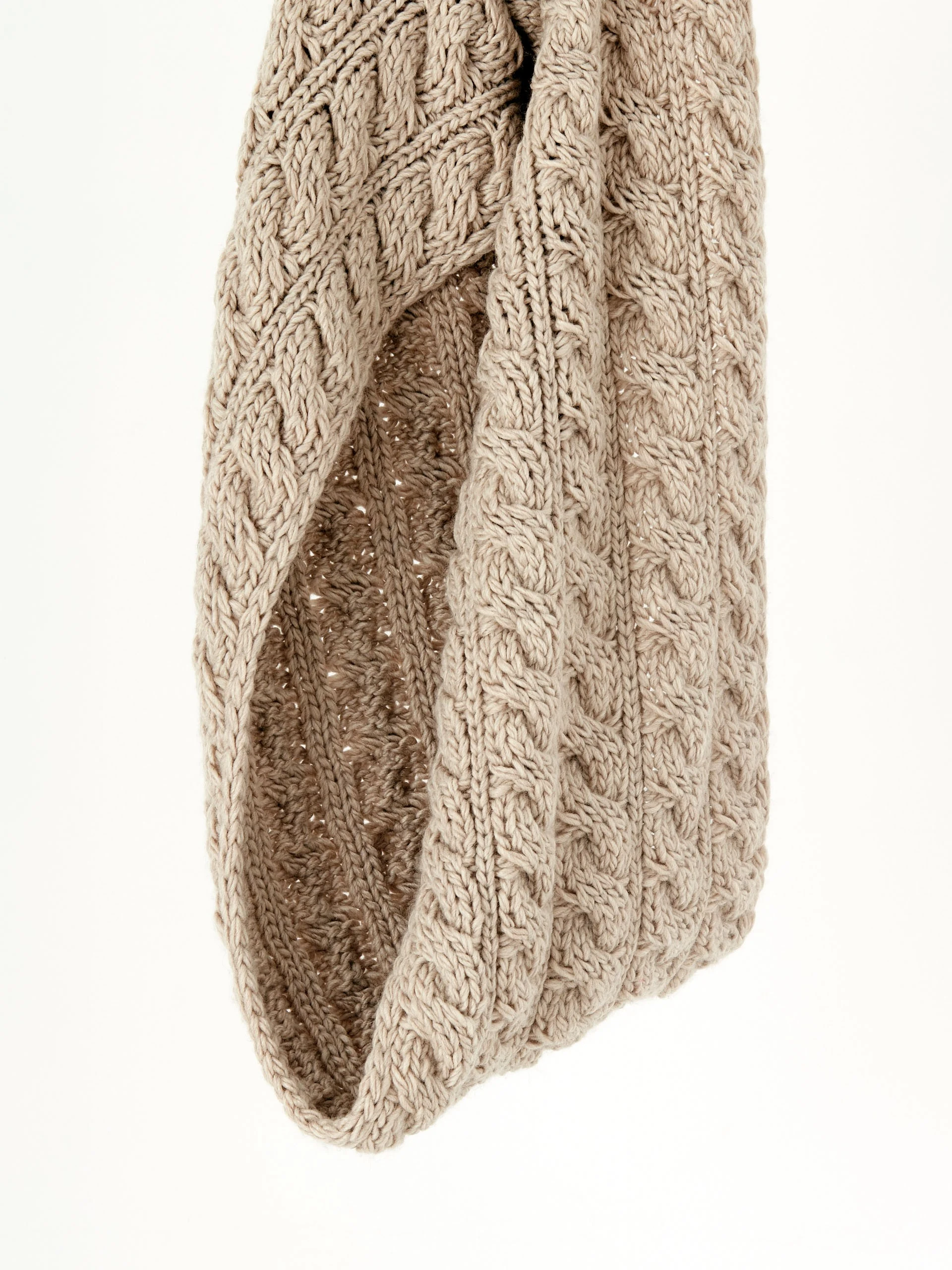 Wool chimney in beige color