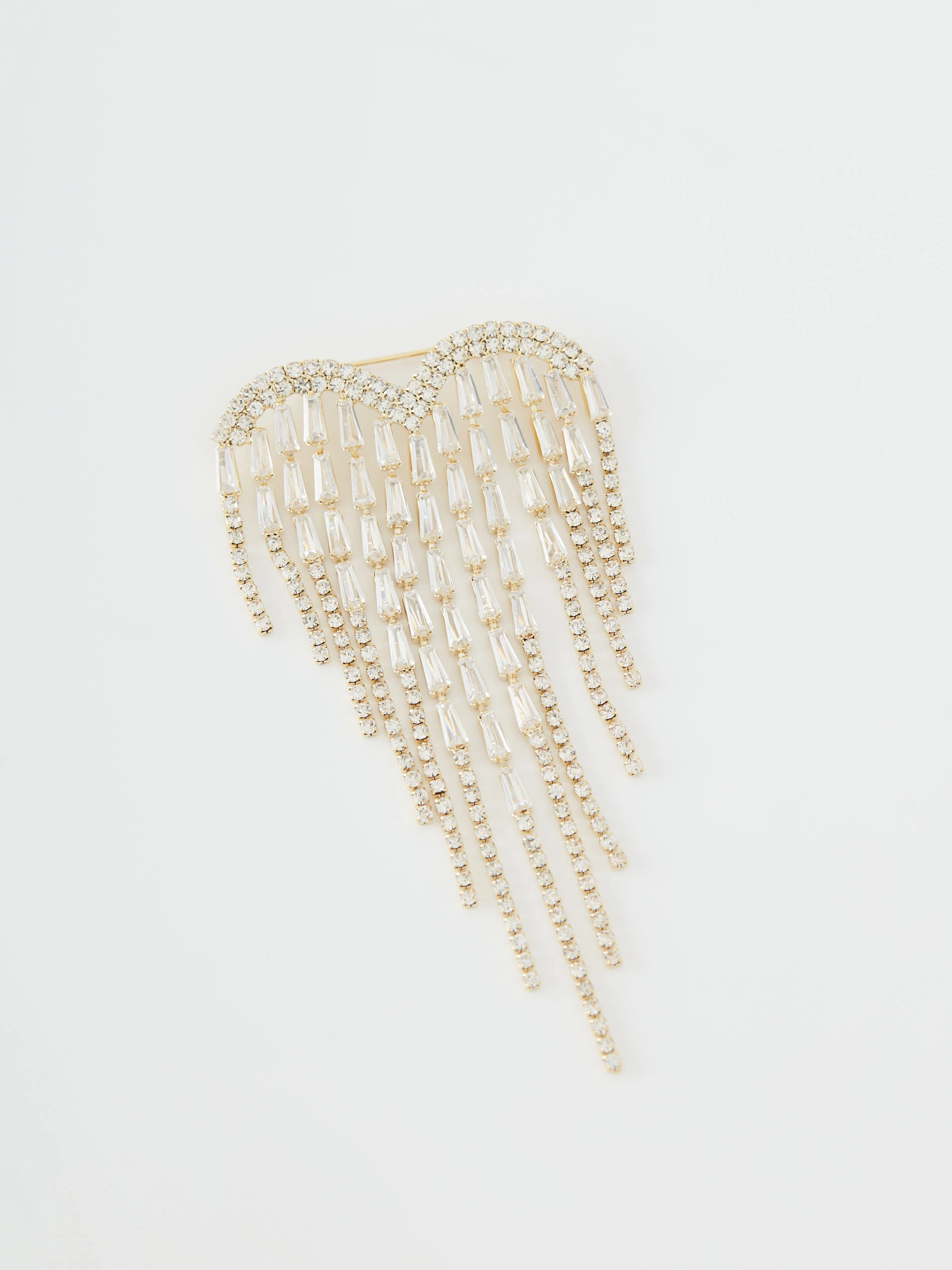 Brooch with cascading ornaments