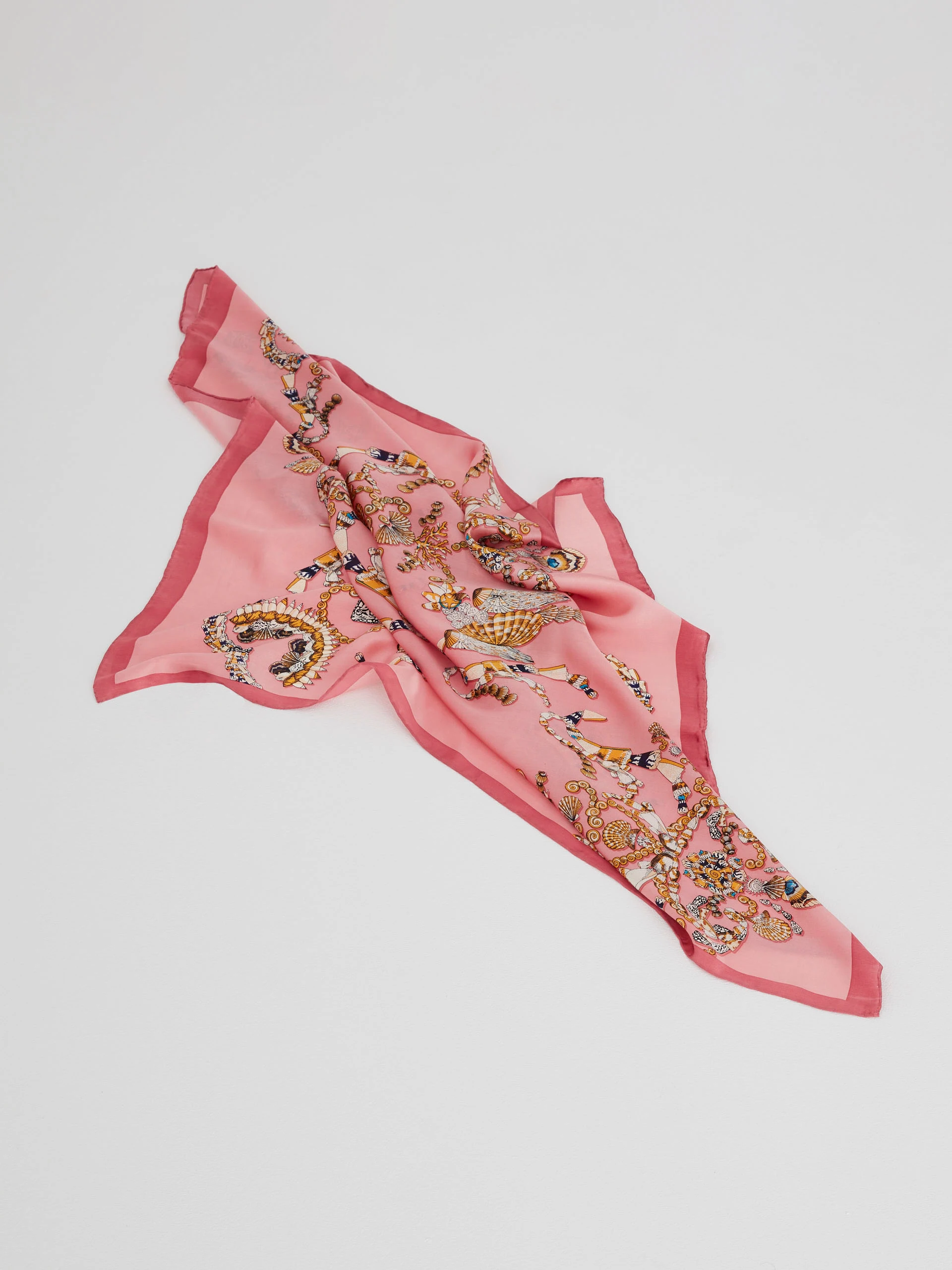 Silk gavroche in pink color
