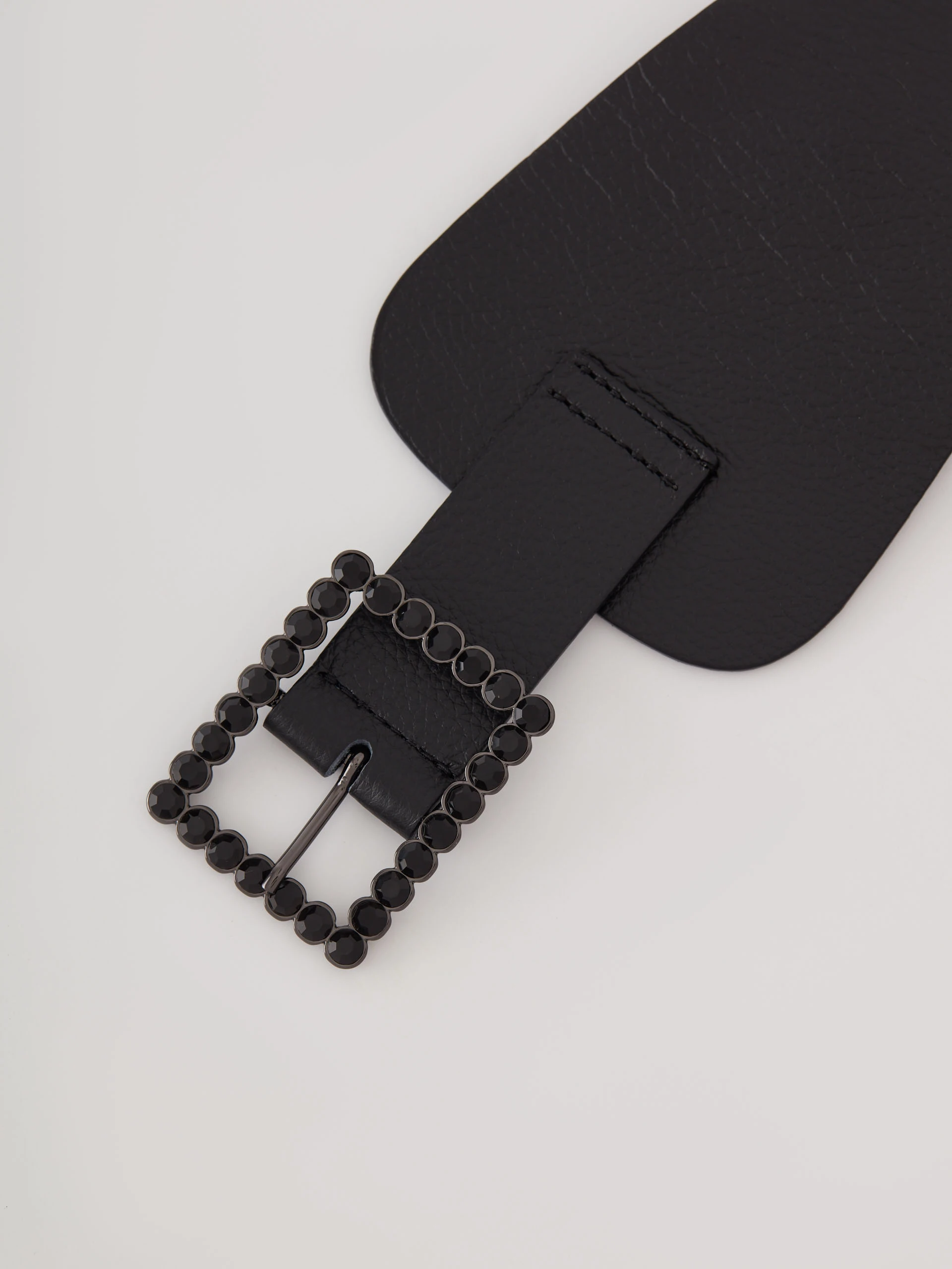 Black wide belt with elastic at the back