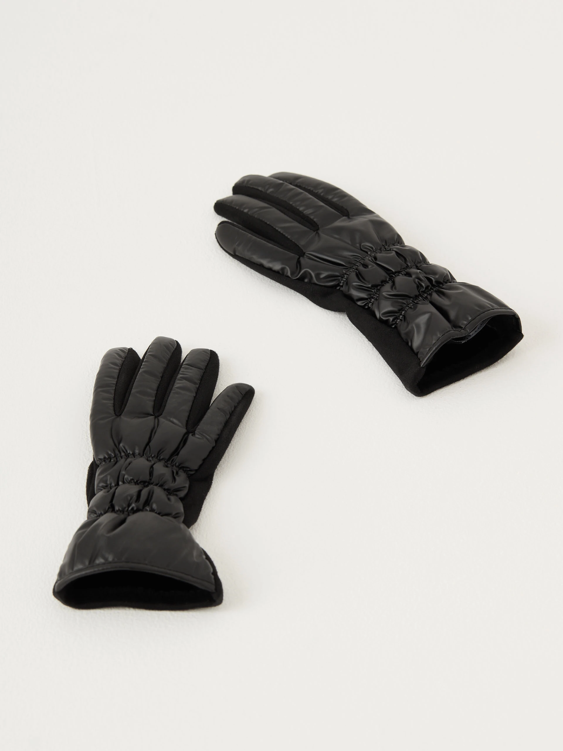 Black down gloves