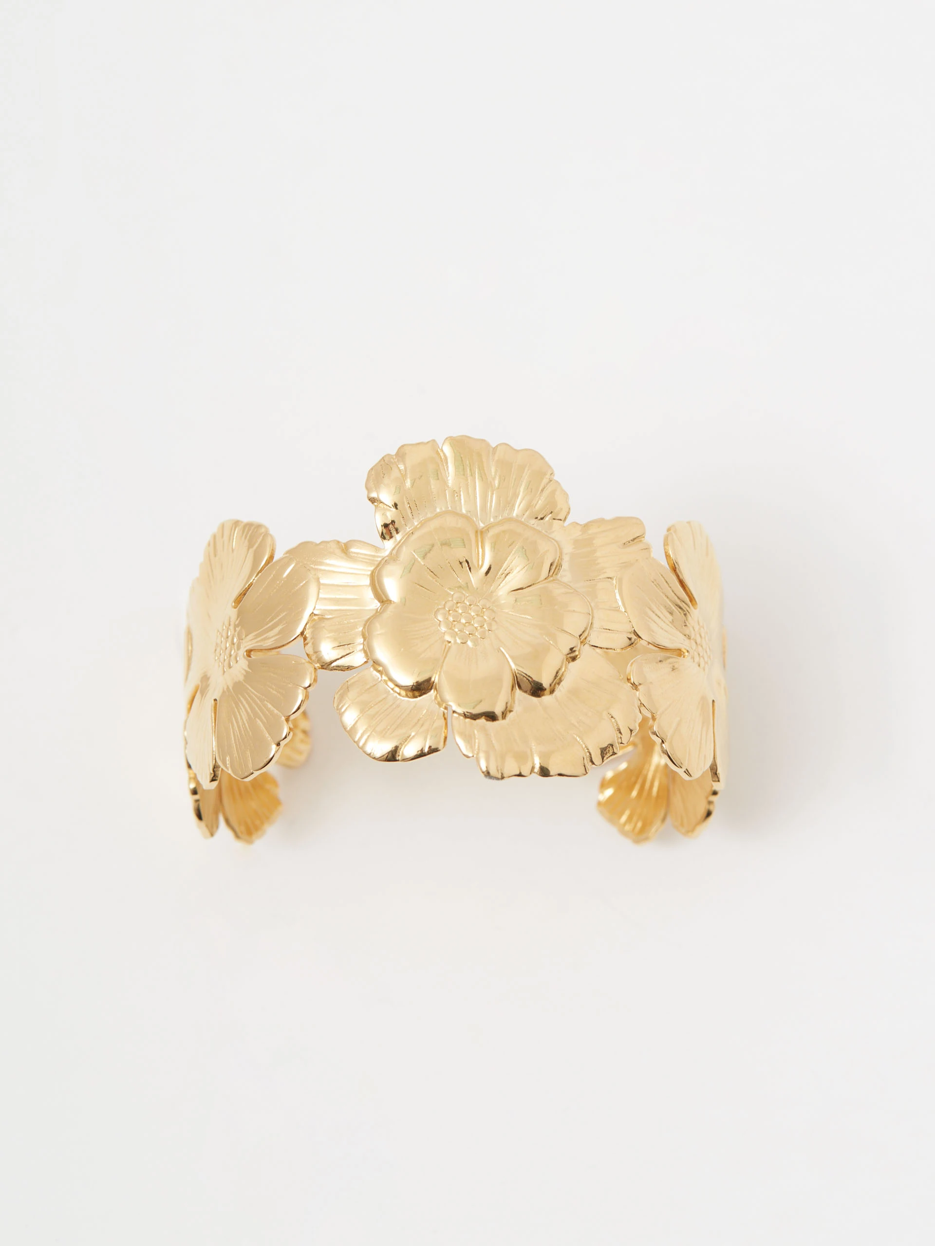 Large gold-plated bracelet with floral motif