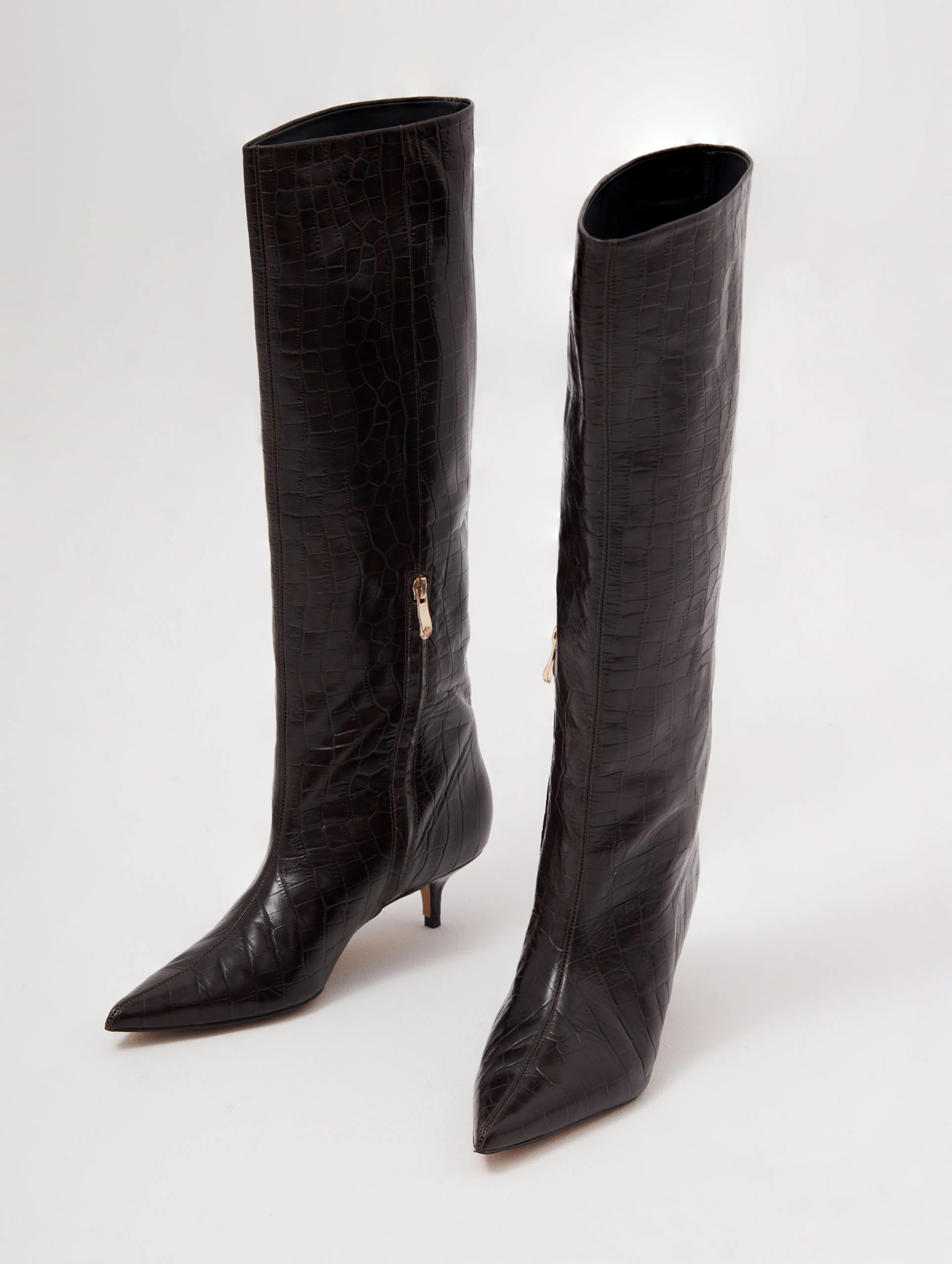 Chocolate boots with crocodile leather texture