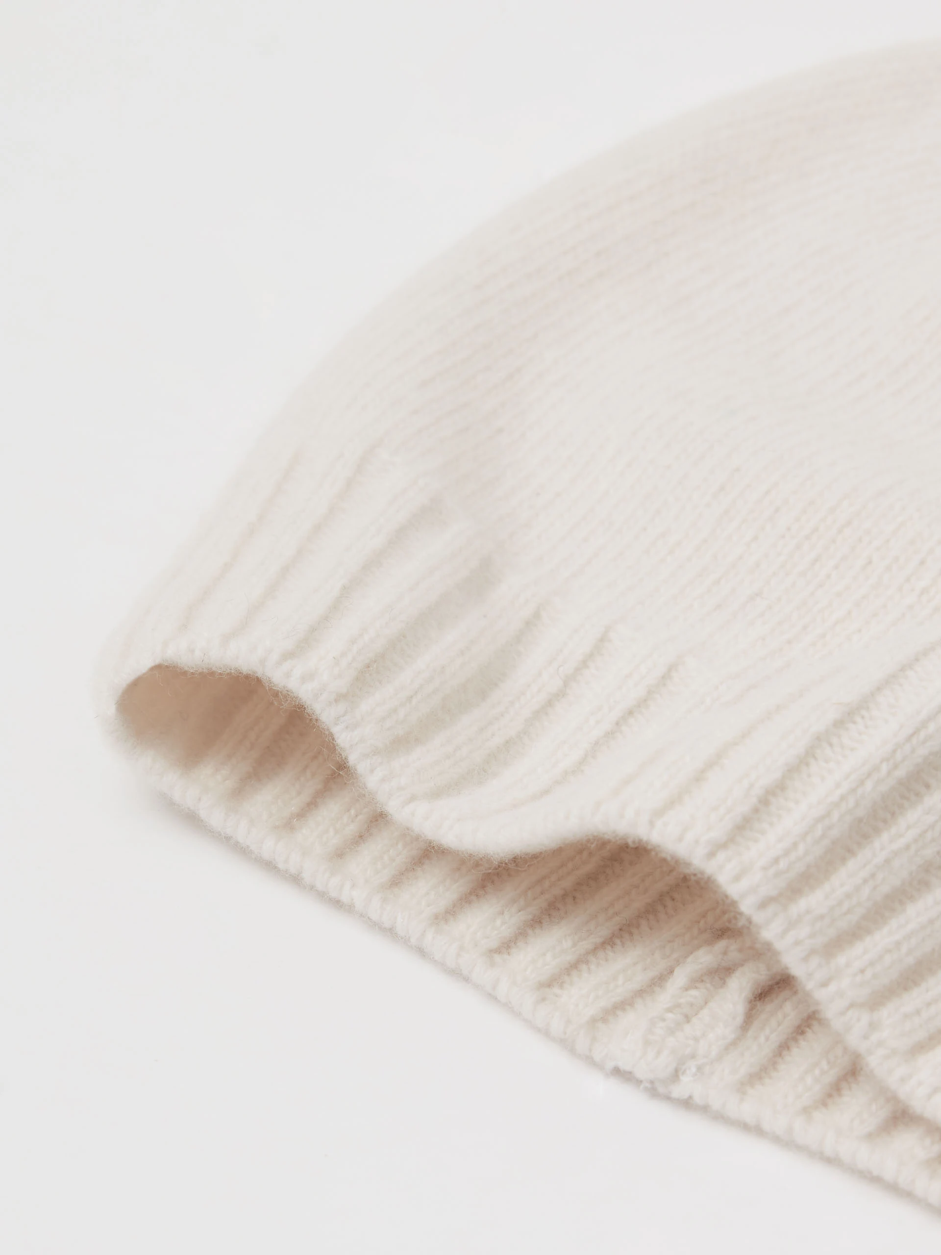 Cream wool hat with cashmere blend