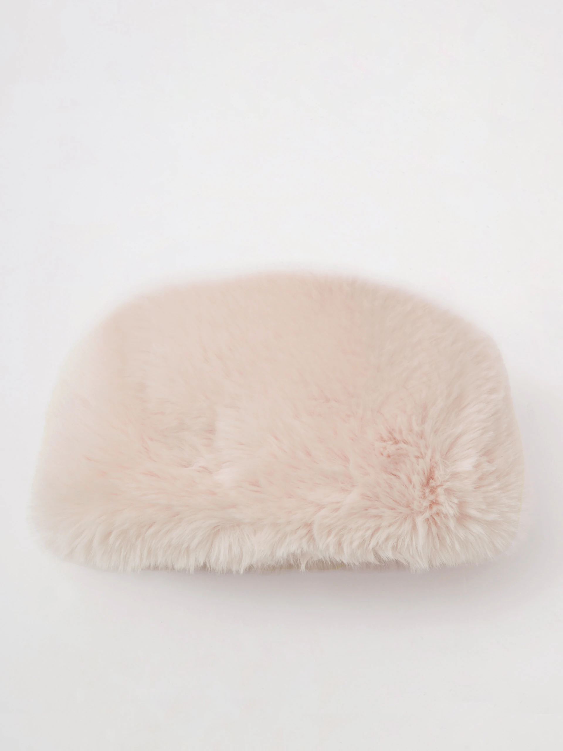 Woolen hat with fur in cream color