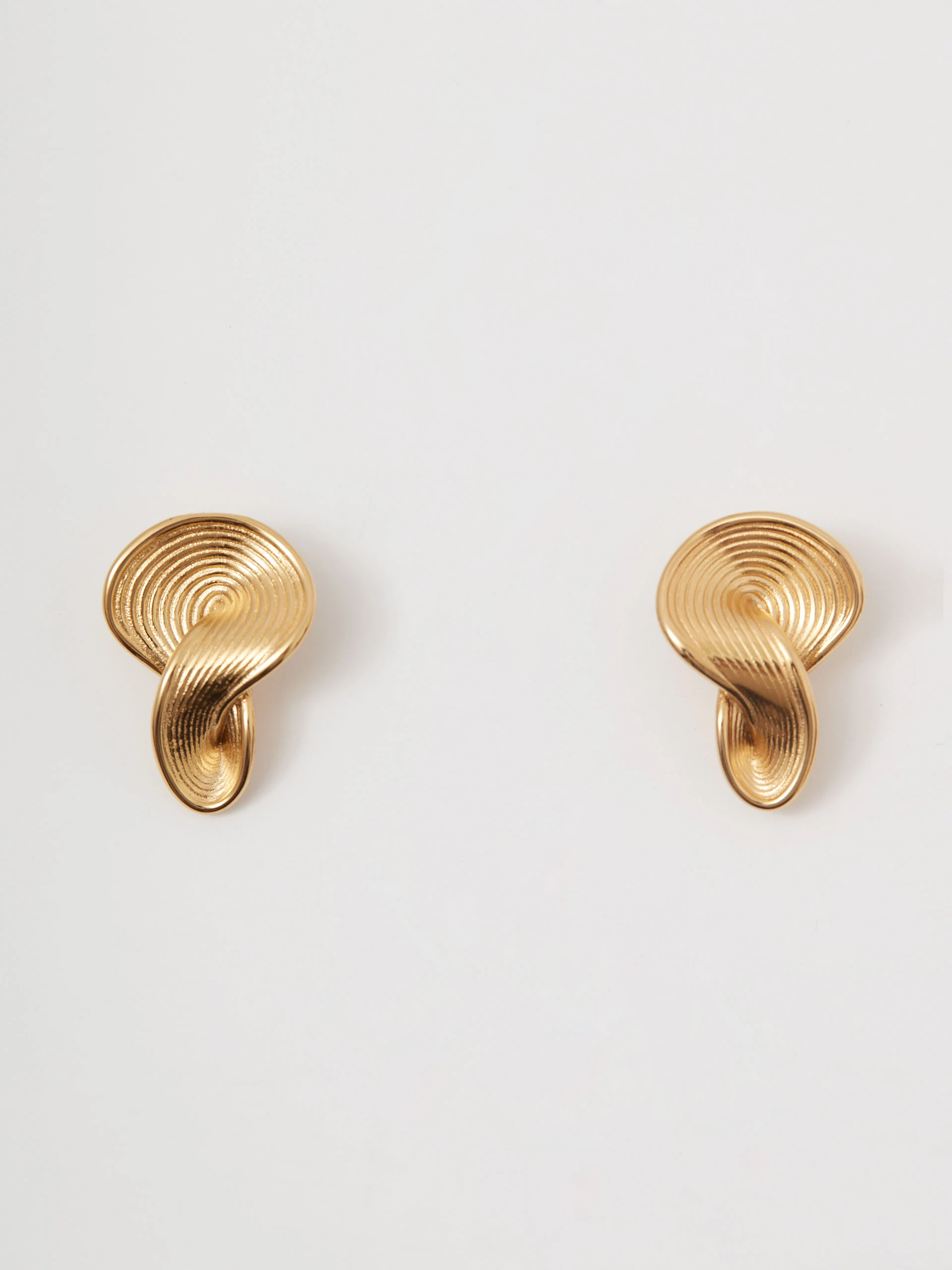 Gold-plated earrings with an irregular shape