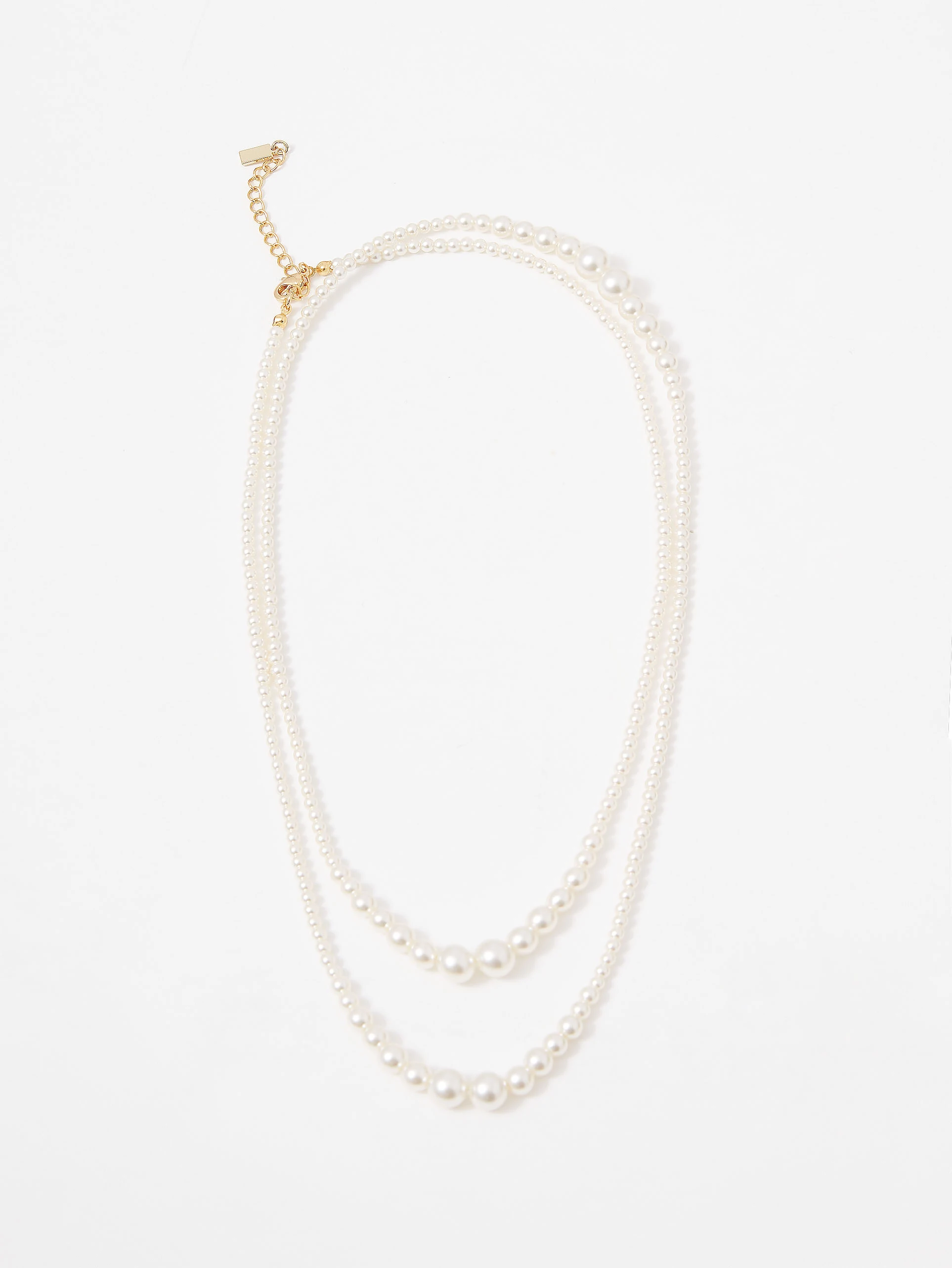 Long pearl bead necklace