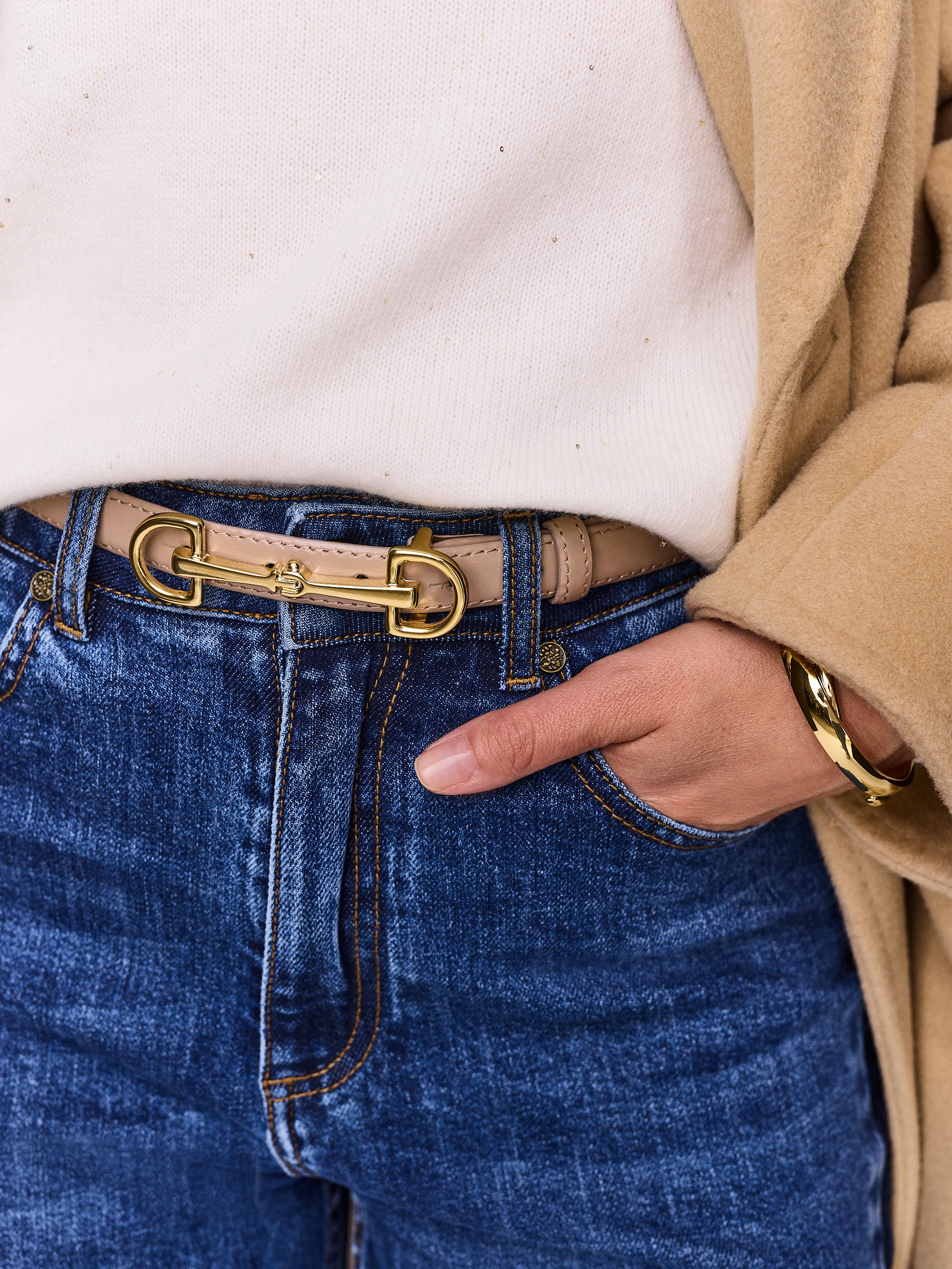 Narrow leather belt with decorative buckle