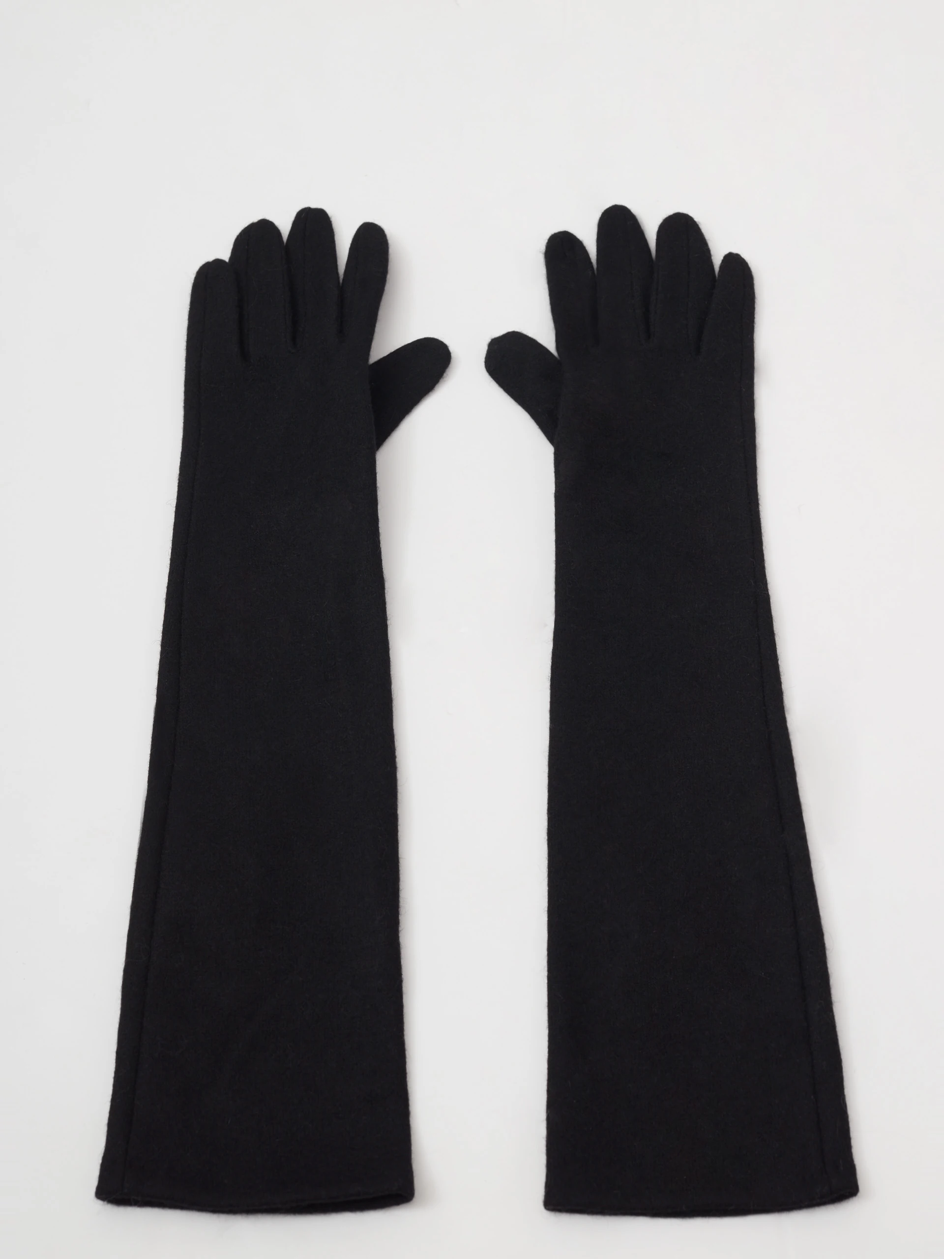 Long wool gloves in black